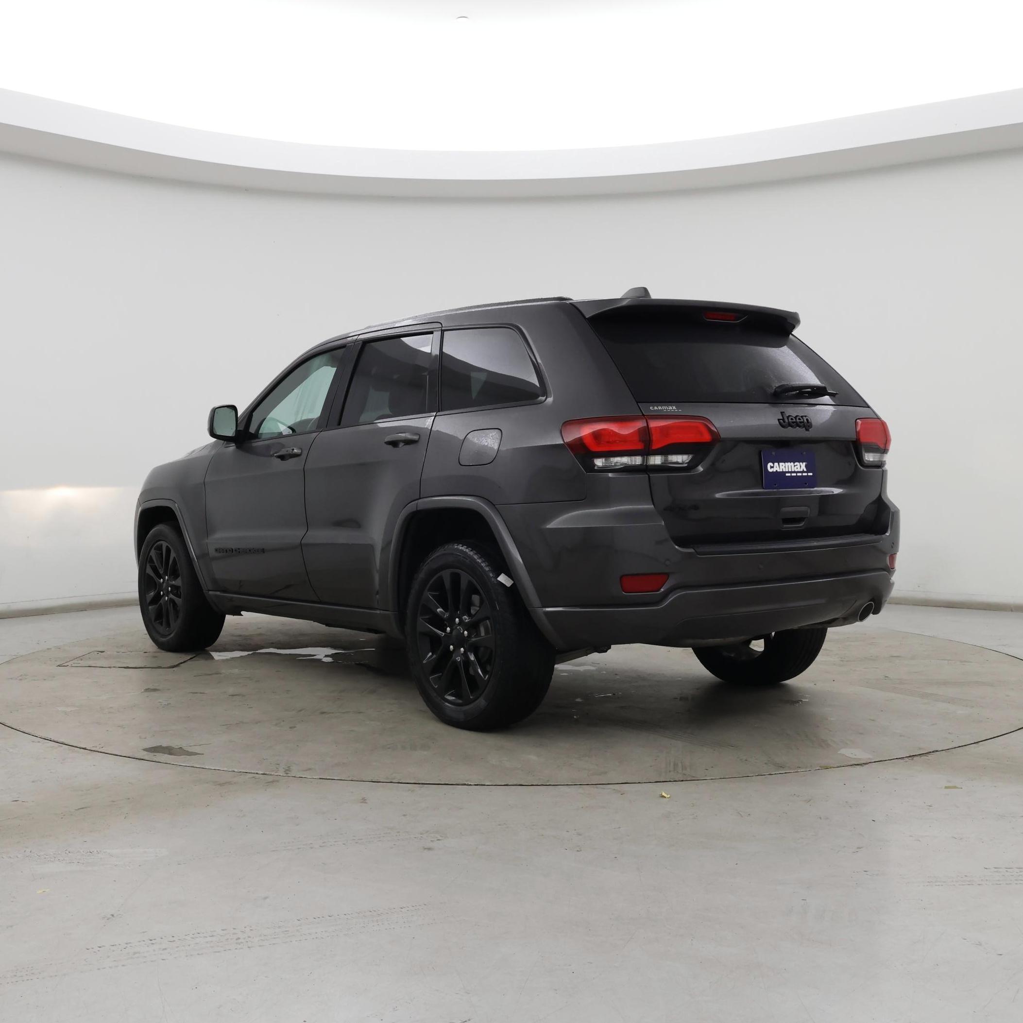 Thumbnail: 2020 Jeep Grand Cherokee - 2