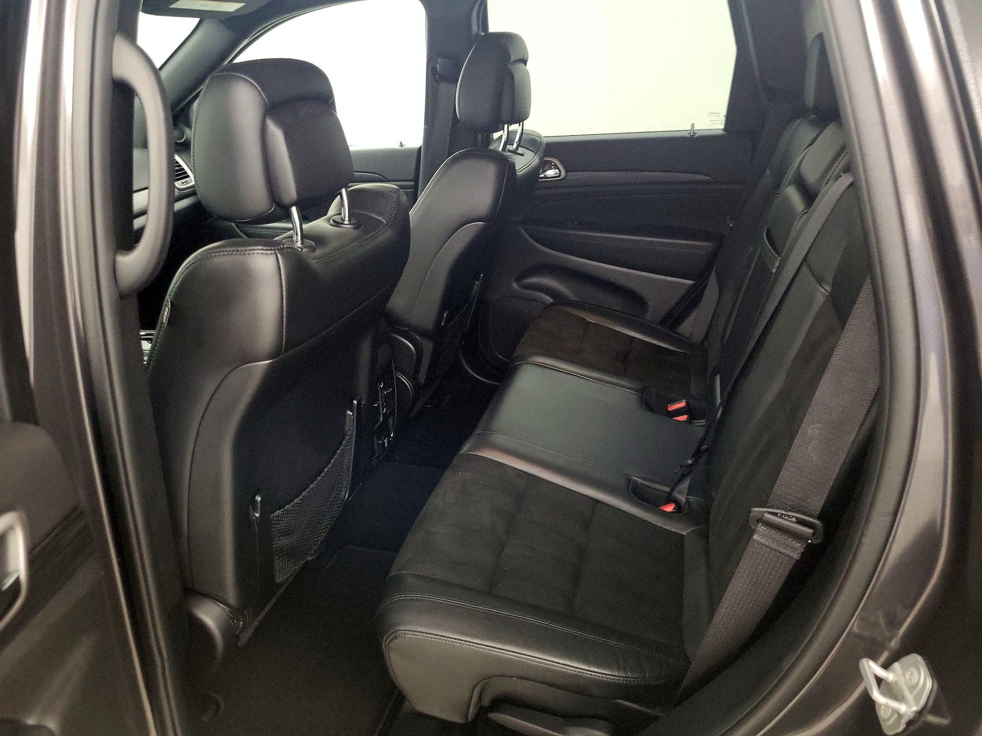 Thumbnail: 2020 Jeep Grand Cherokee - 20