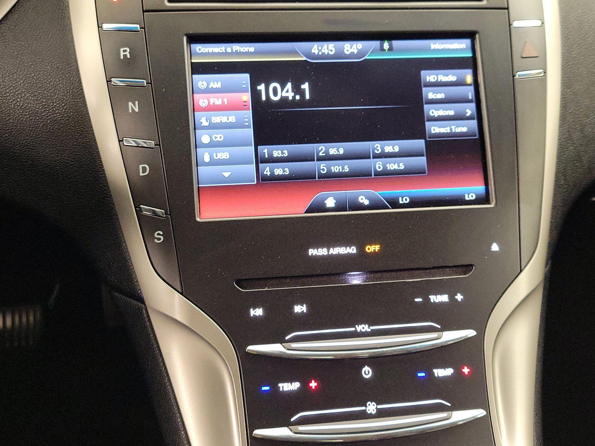Thumbnail: 2016 Lincoln MKZ - 15