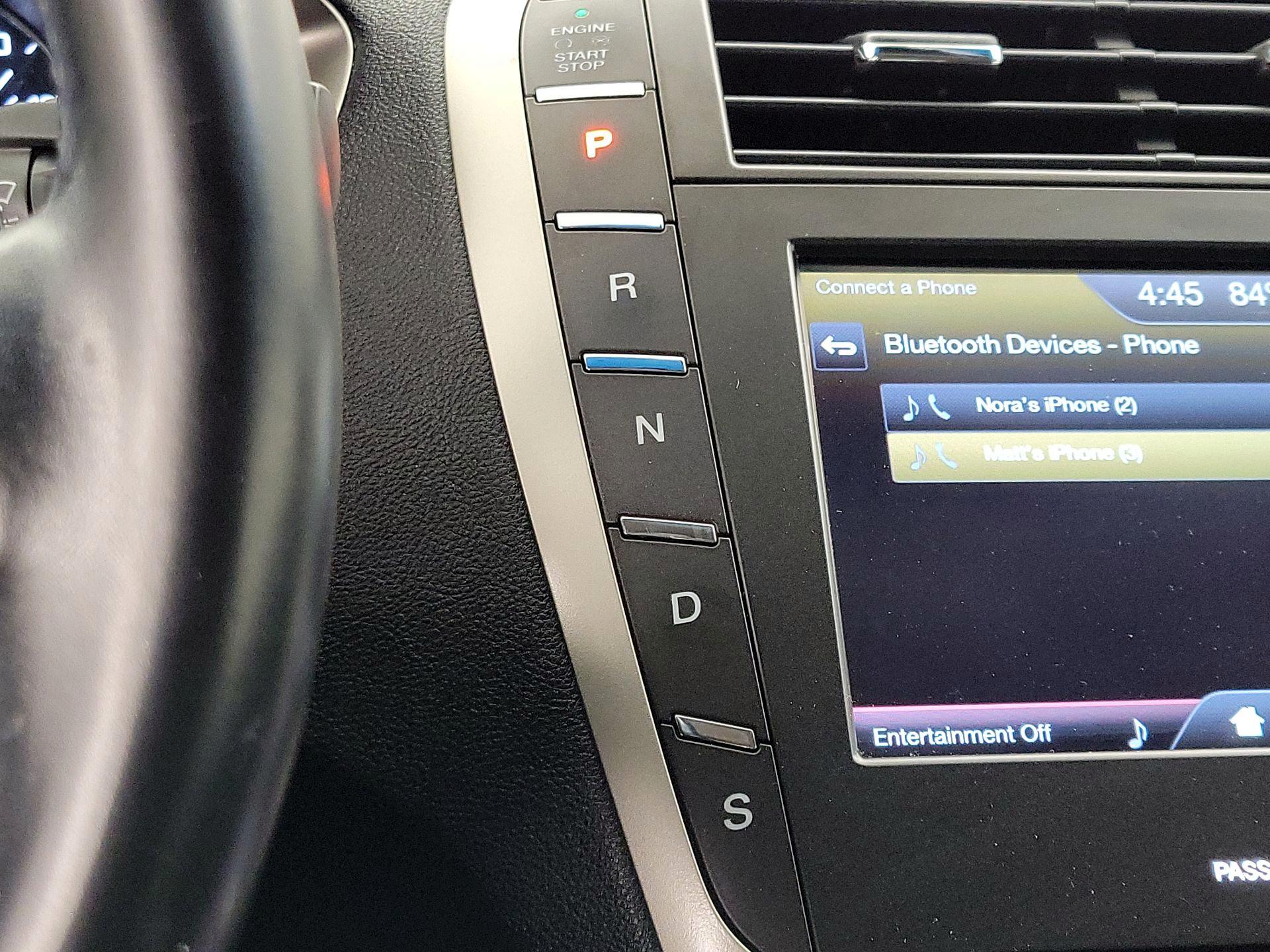 Thumbnail: 2016 Lincoln MKZ - 17