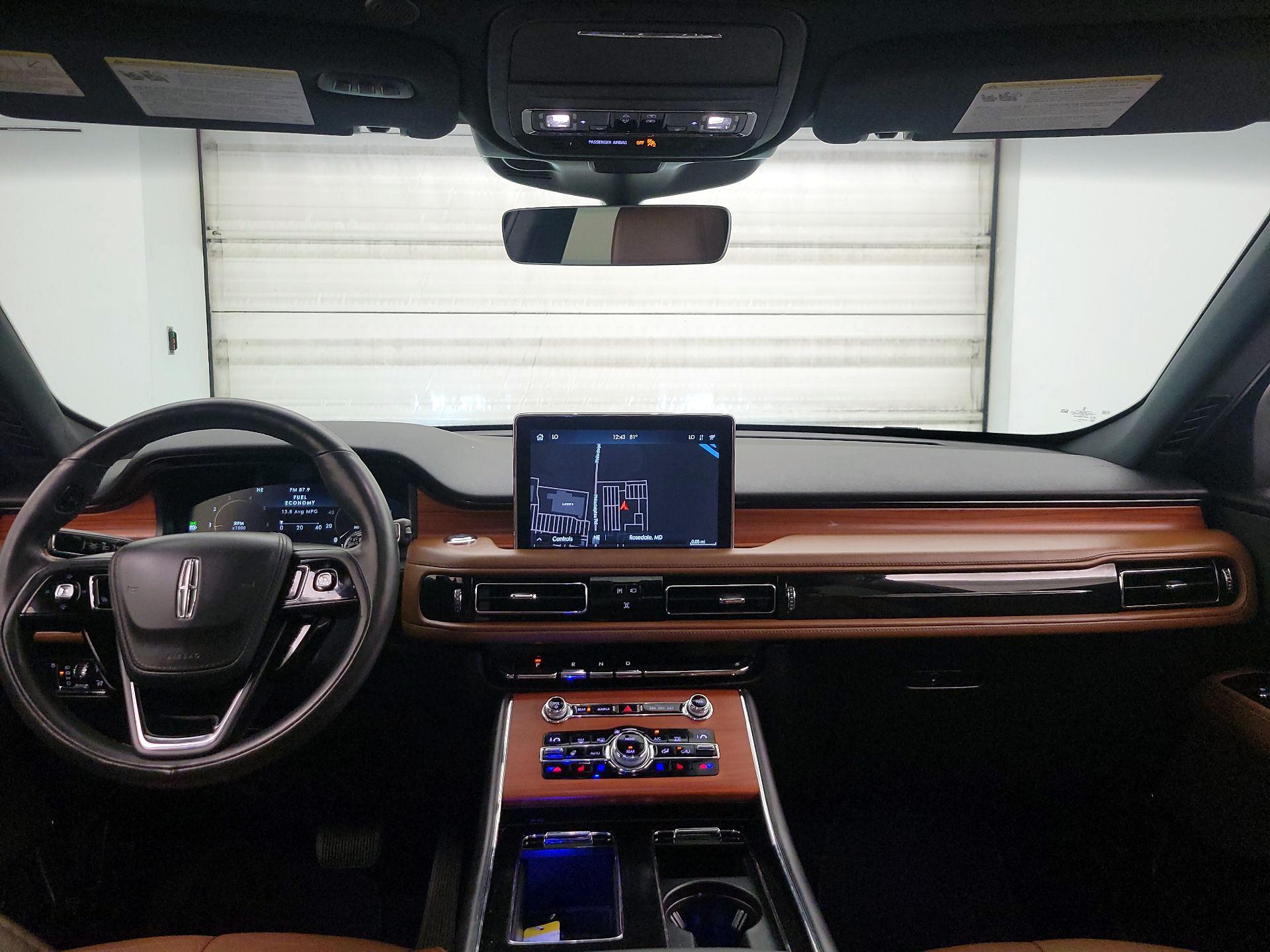Thumbnail: 2020 Lincoln Aviator - 9