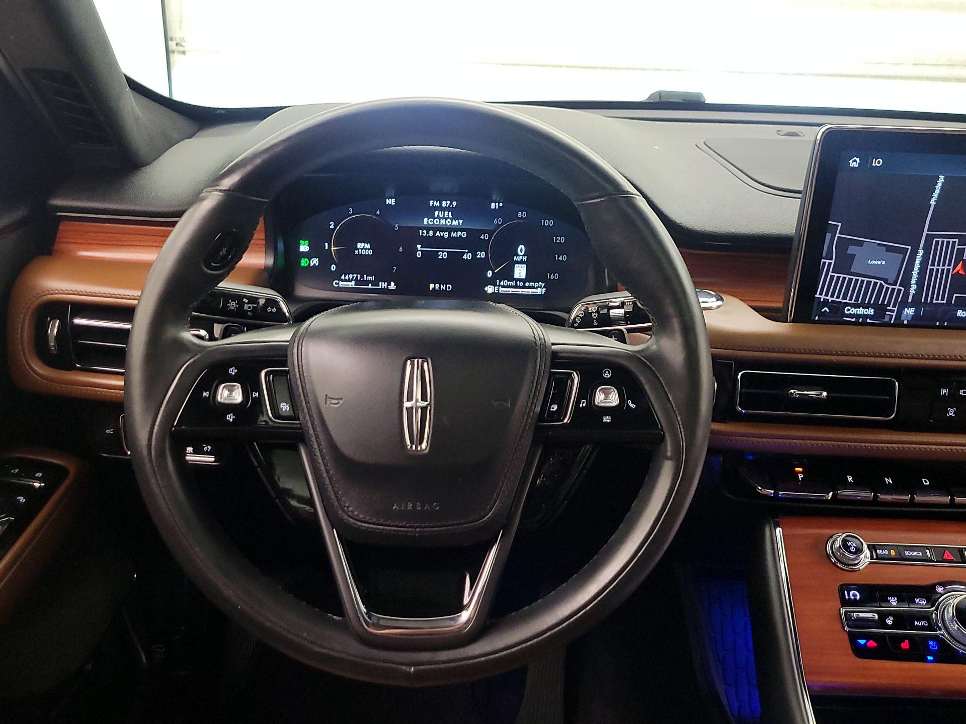 Thumbnail: 2020 Lincoln Aviator - 10