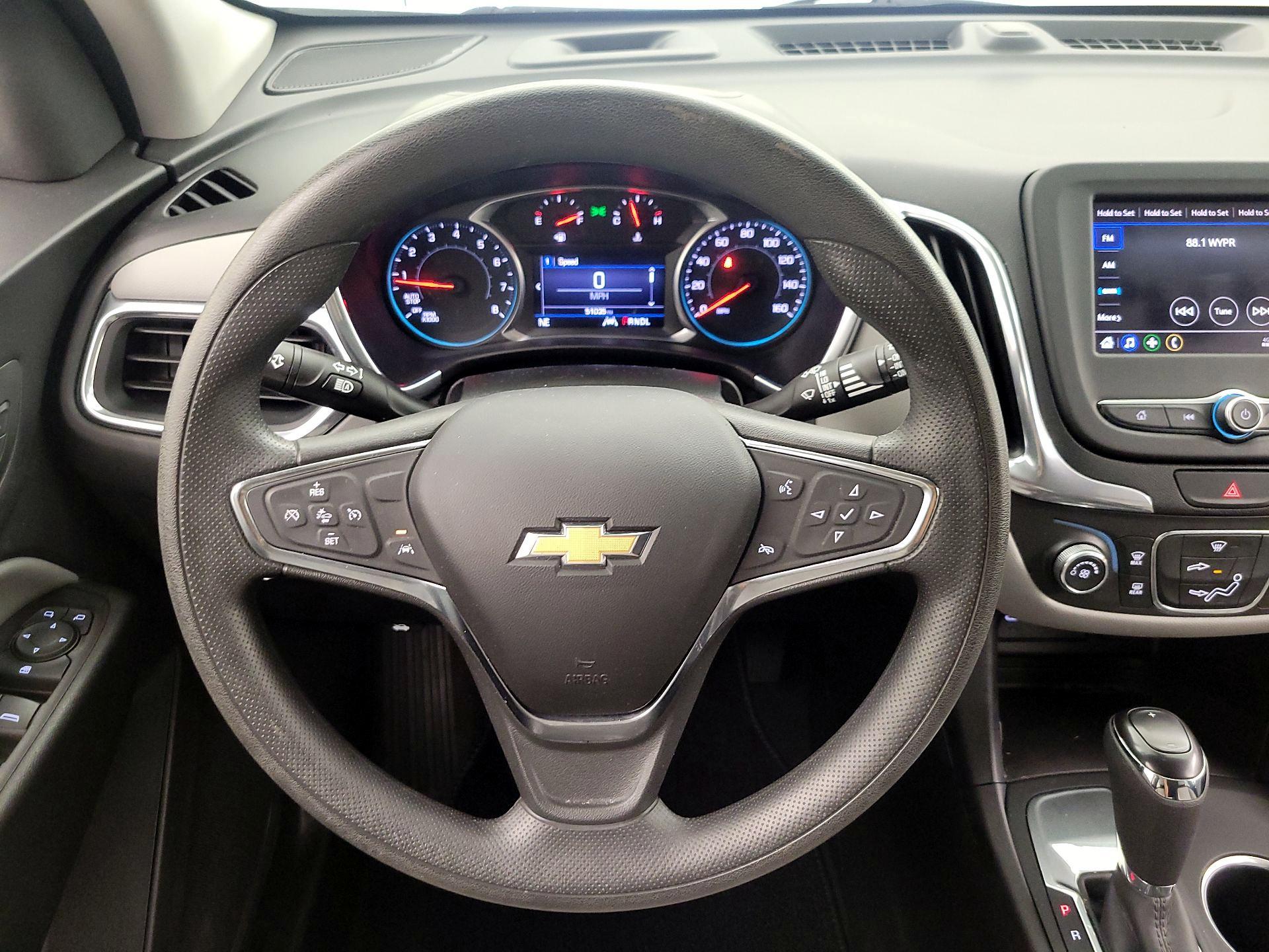 Thumbnail: 2021 Chevrolet Equinox - 10