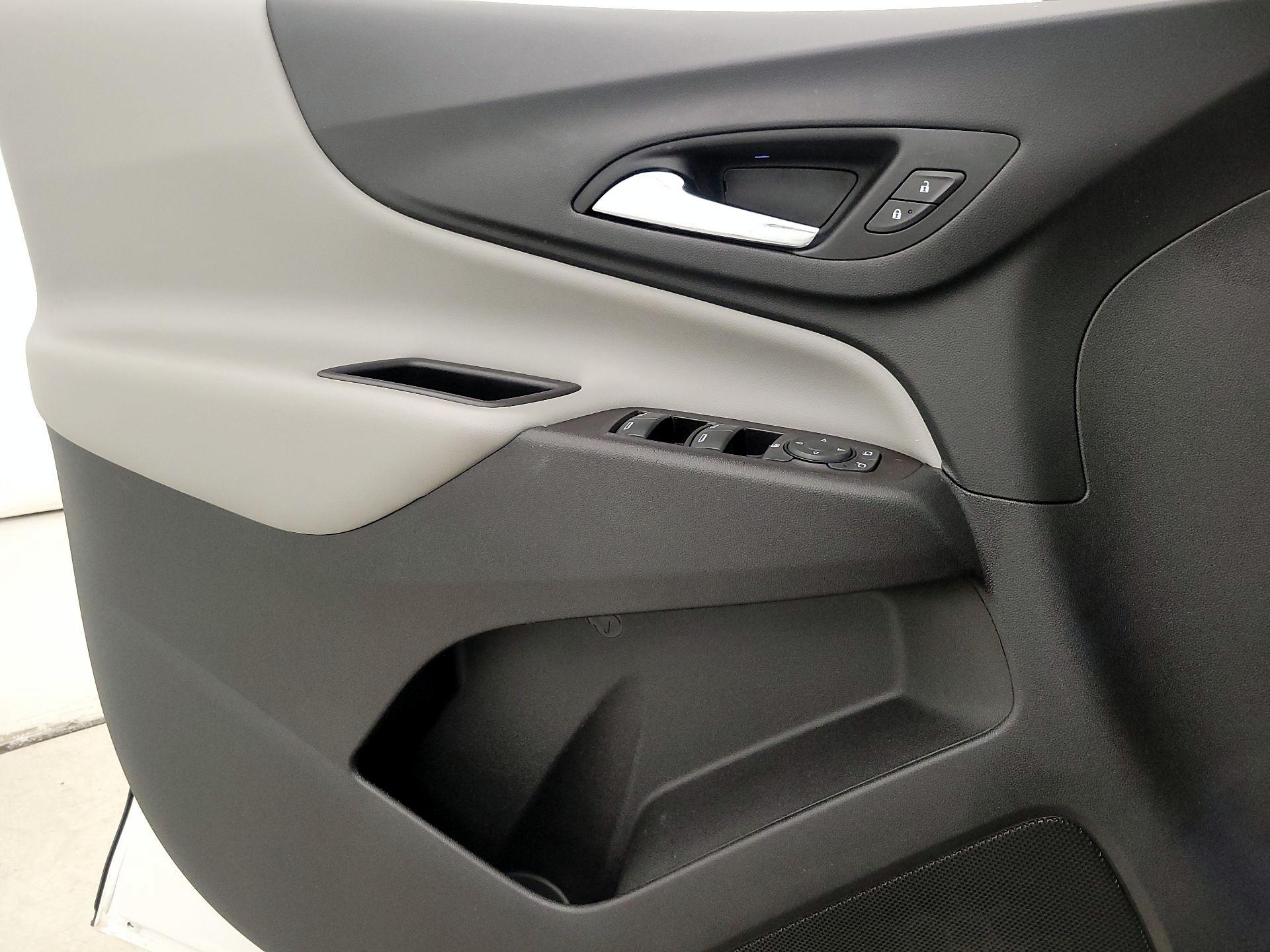 Thumbnail: 2021 Chevrolet Equinox - 12