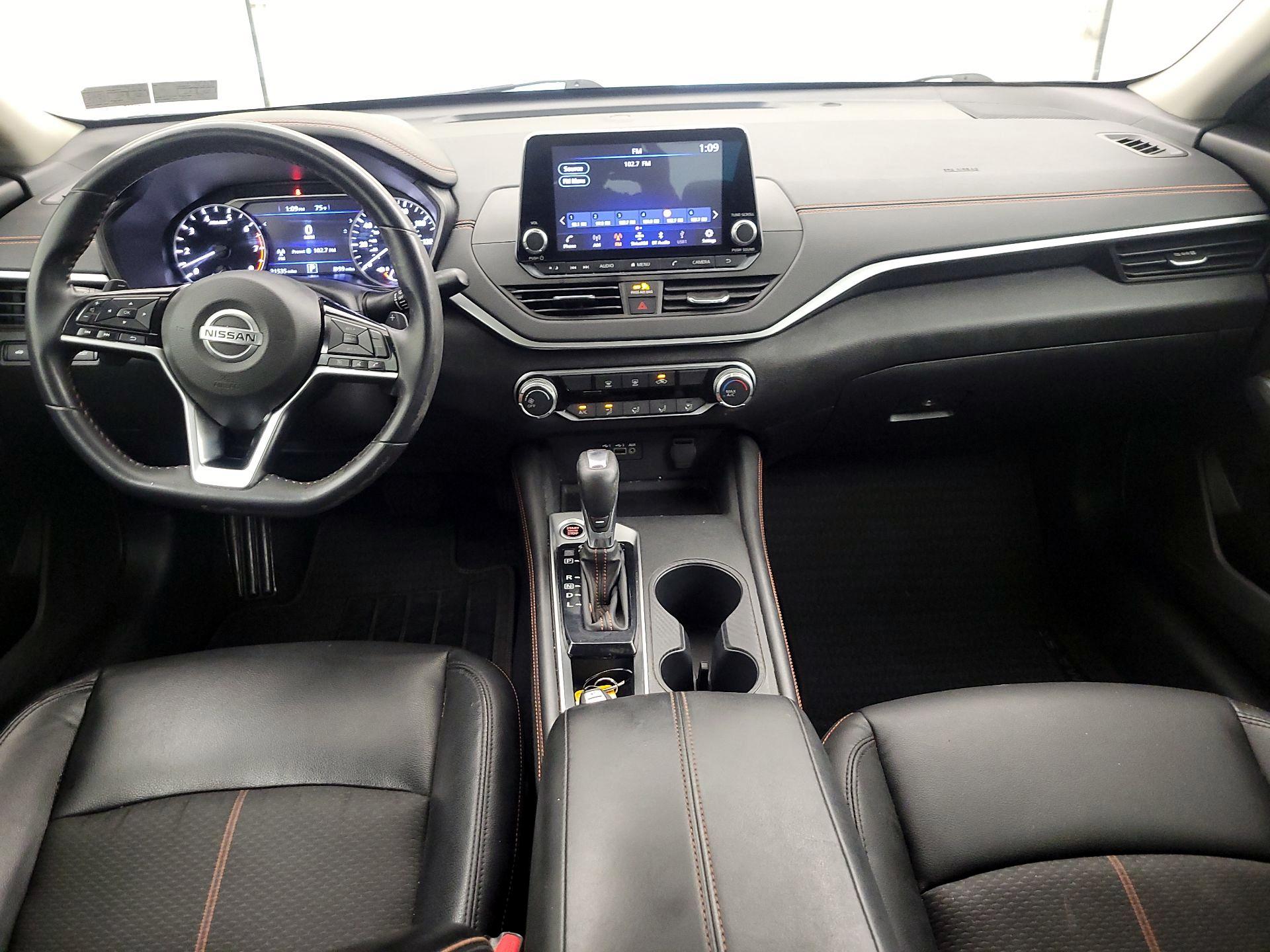 Thumbnail: 2020 Nissan Altima - 9