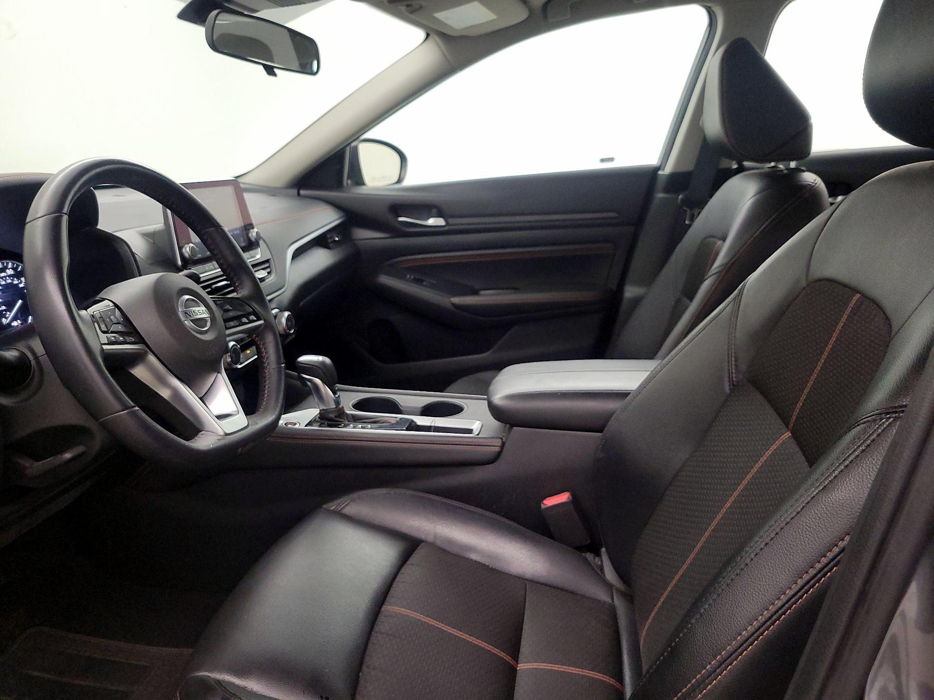 Thumbnail: 2020 Nissan Altima - 11