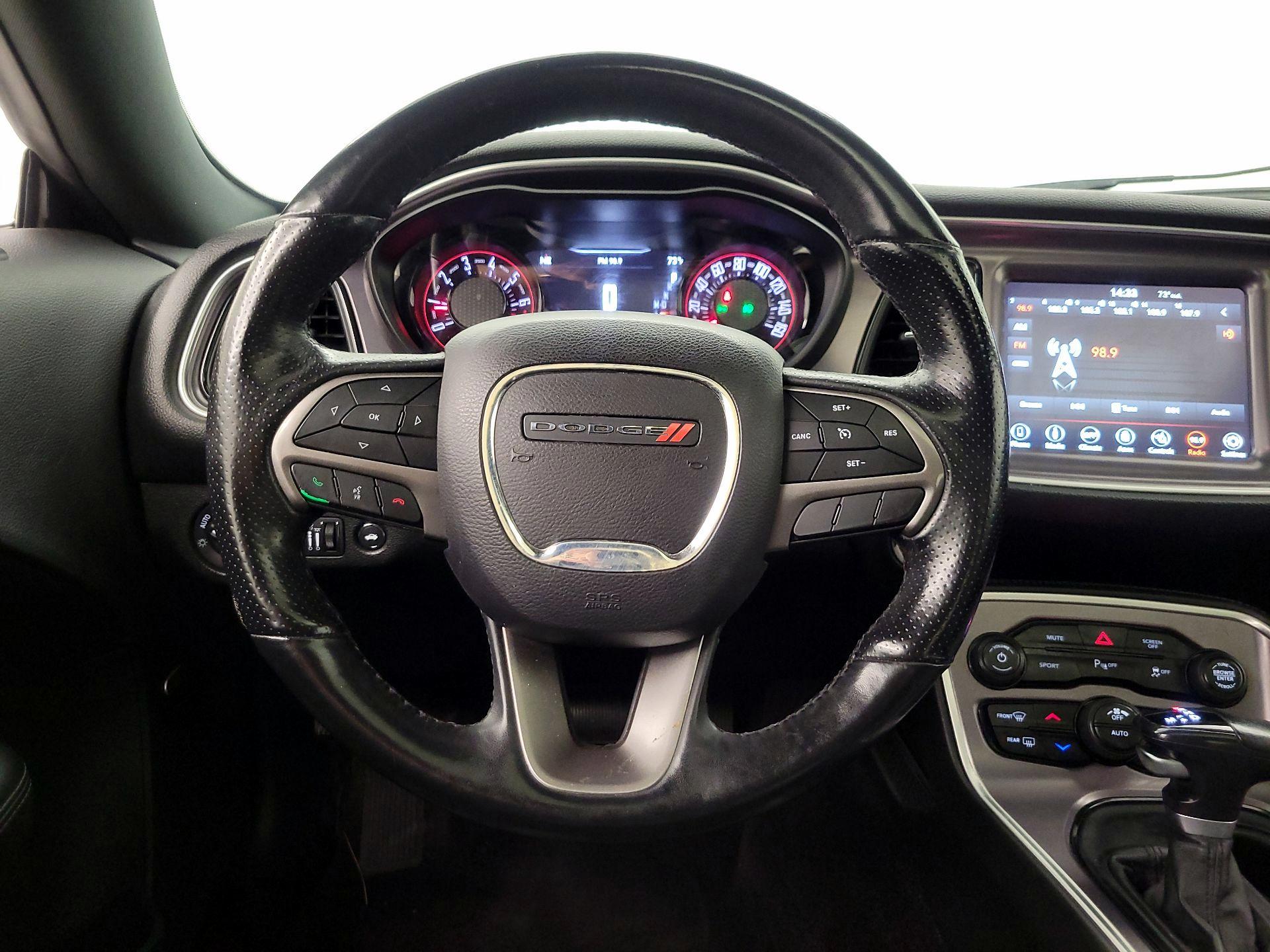 Thumbnail: 2019 Dodge Challenger - 10