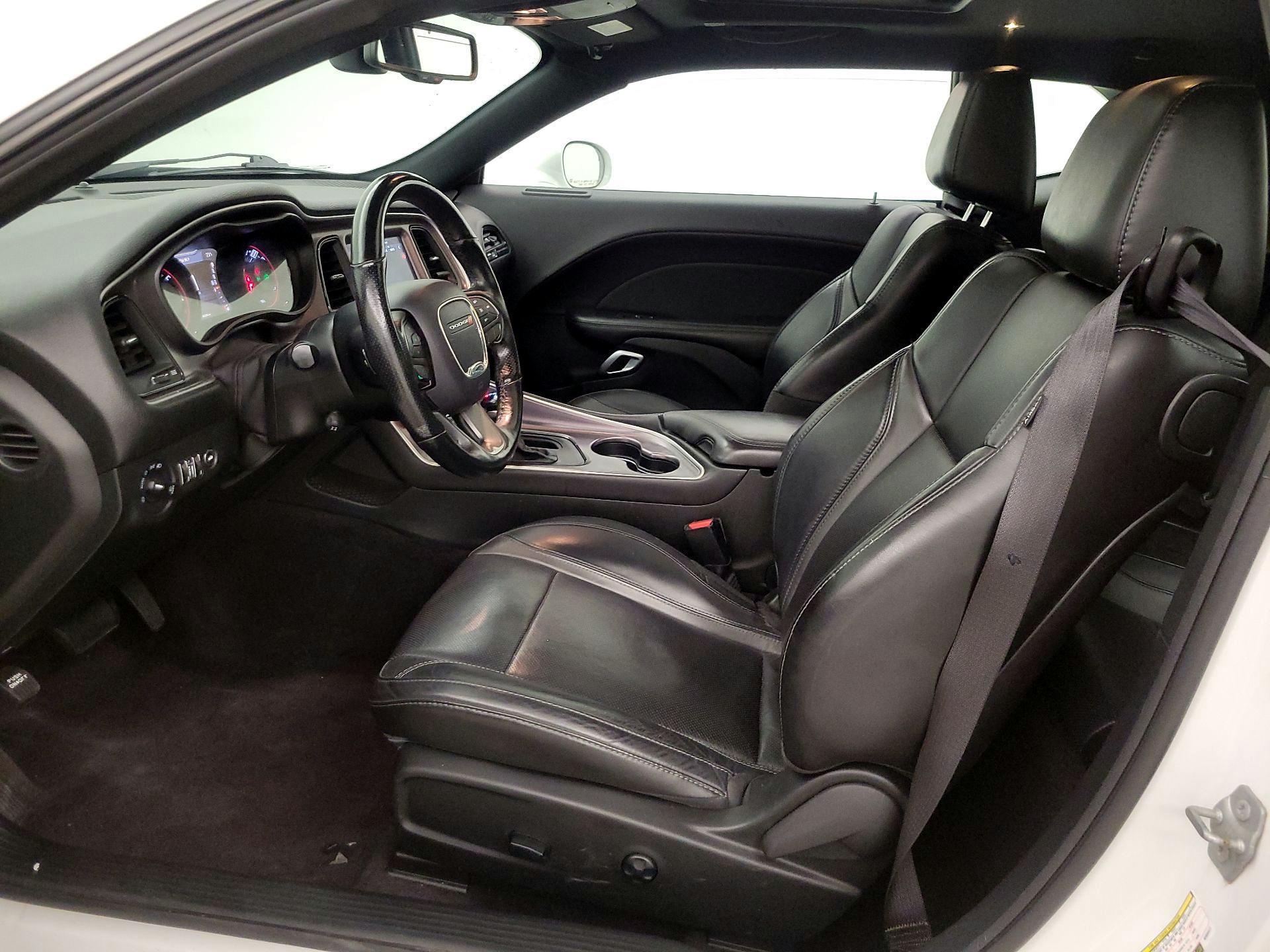 Thumbnail: 2019 Dodge Challenger - 11