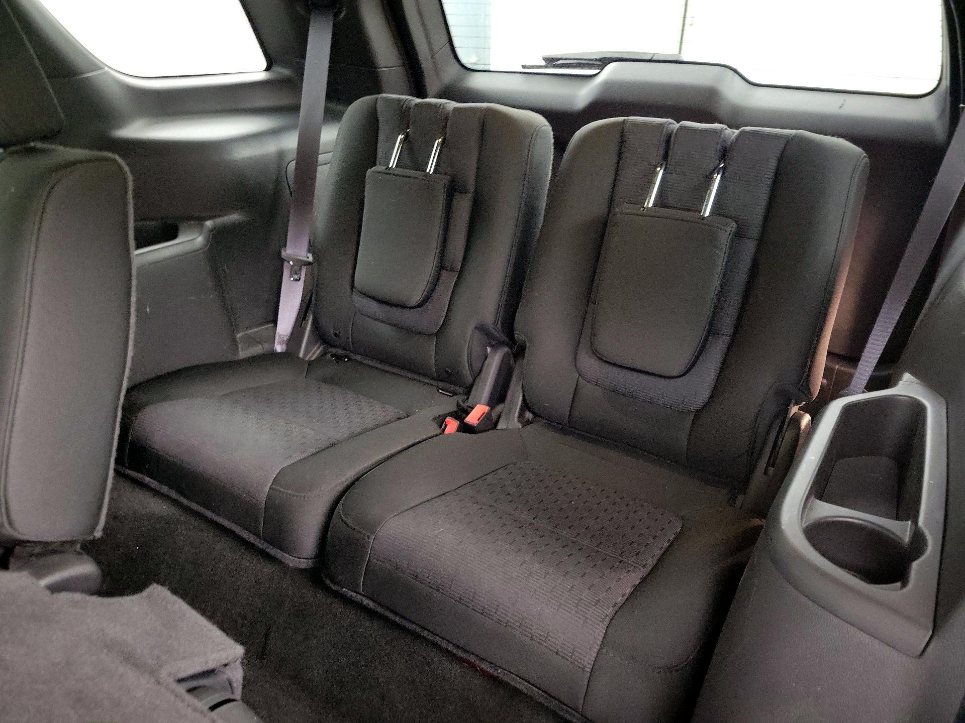 Thumbnail: 2015 Ford Explorer - 19