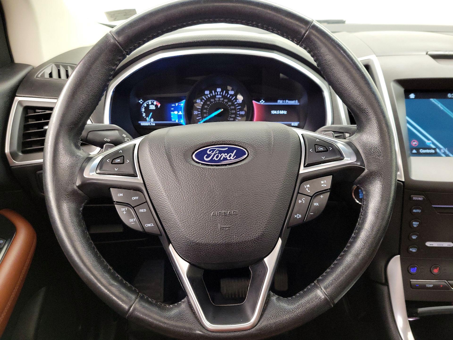 Thumbnail: 2017 Ford Edge - 10