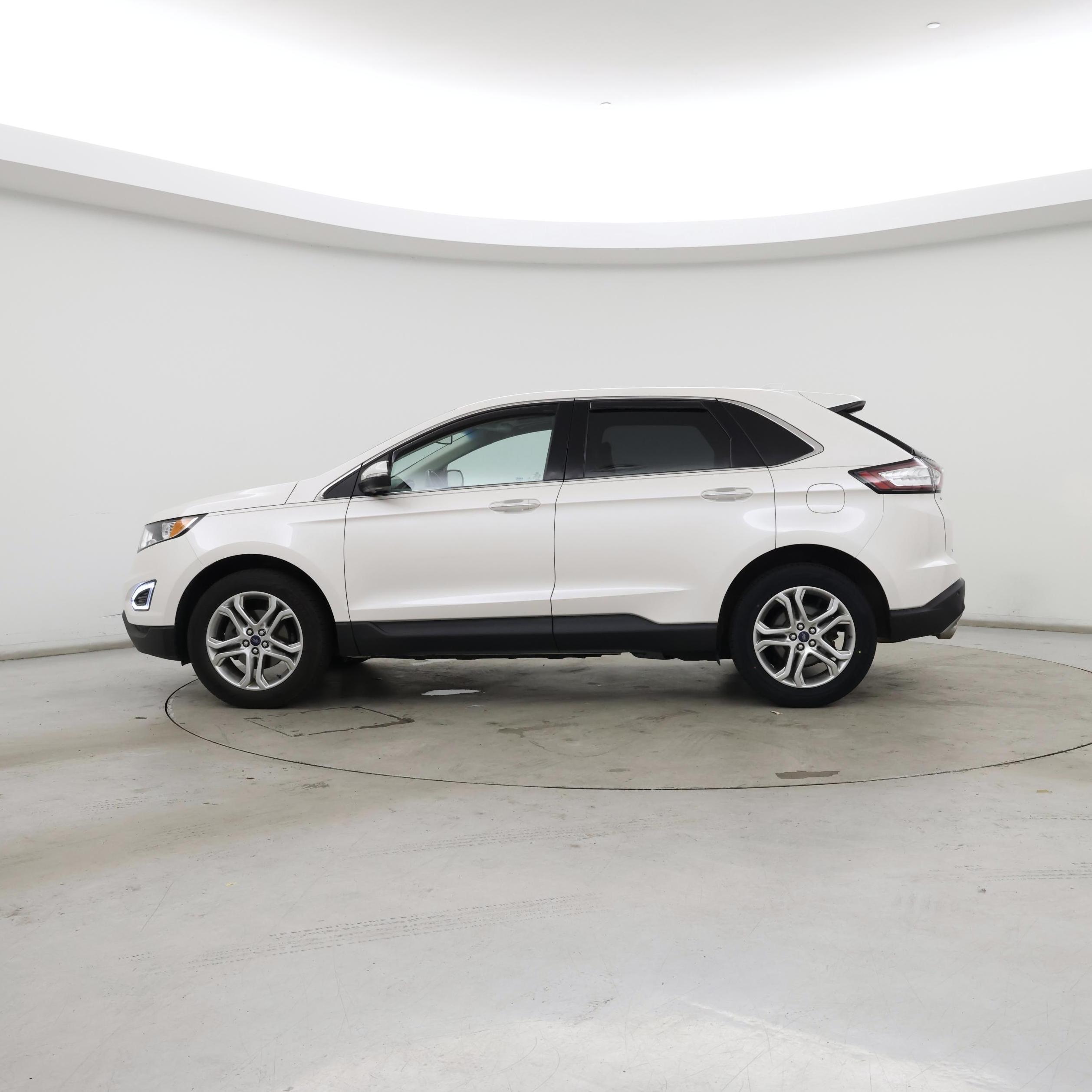 Thumbnail: 2017 Ford Edge - 3