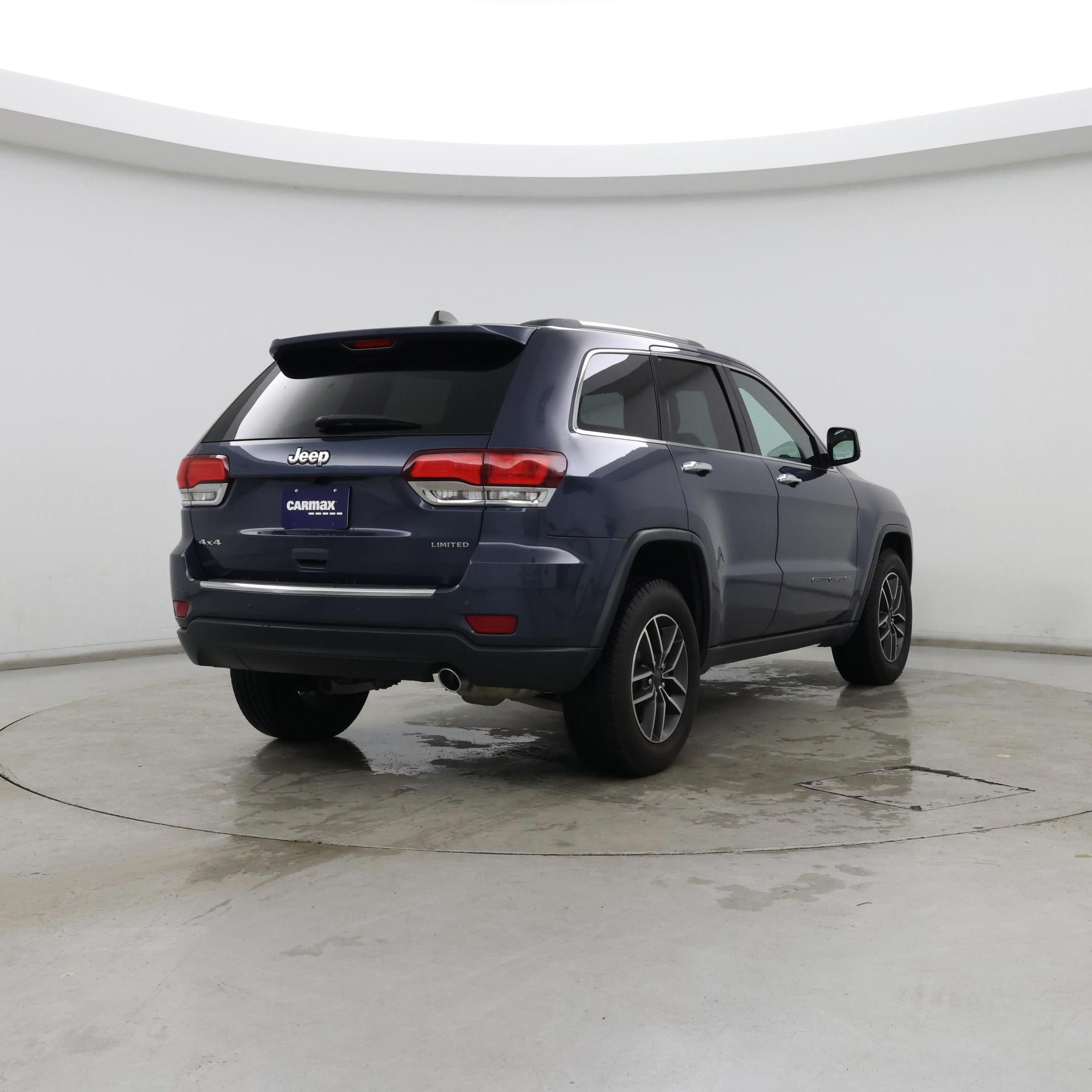 Thumbnail: 2020 Jeep Grand Cherokee - 8
