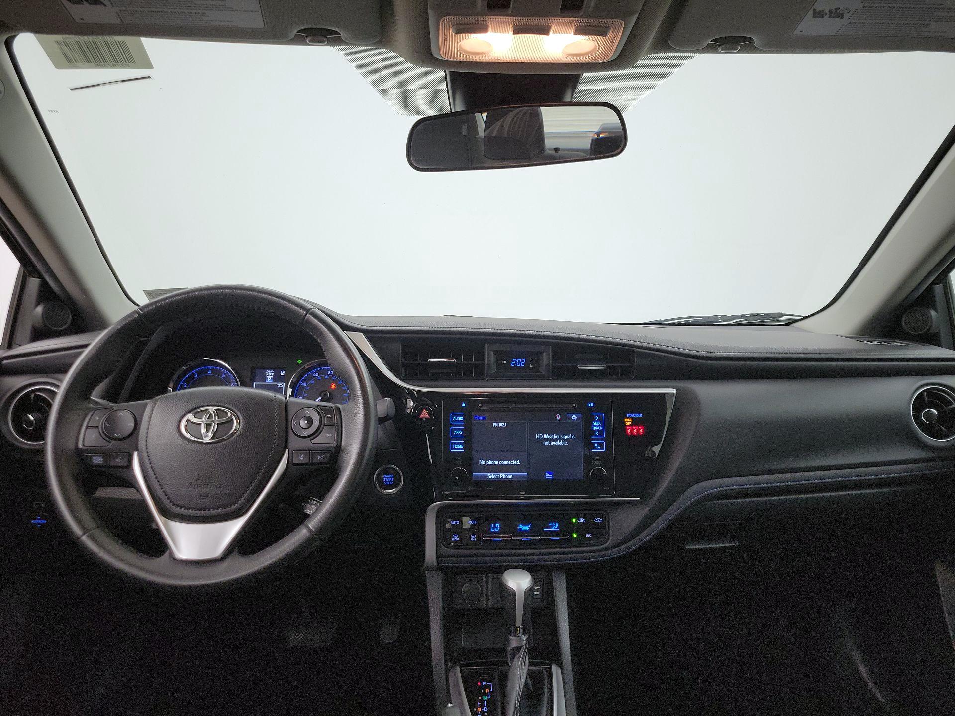 Thumbnail: 2018 Toyota Corolla - 9
