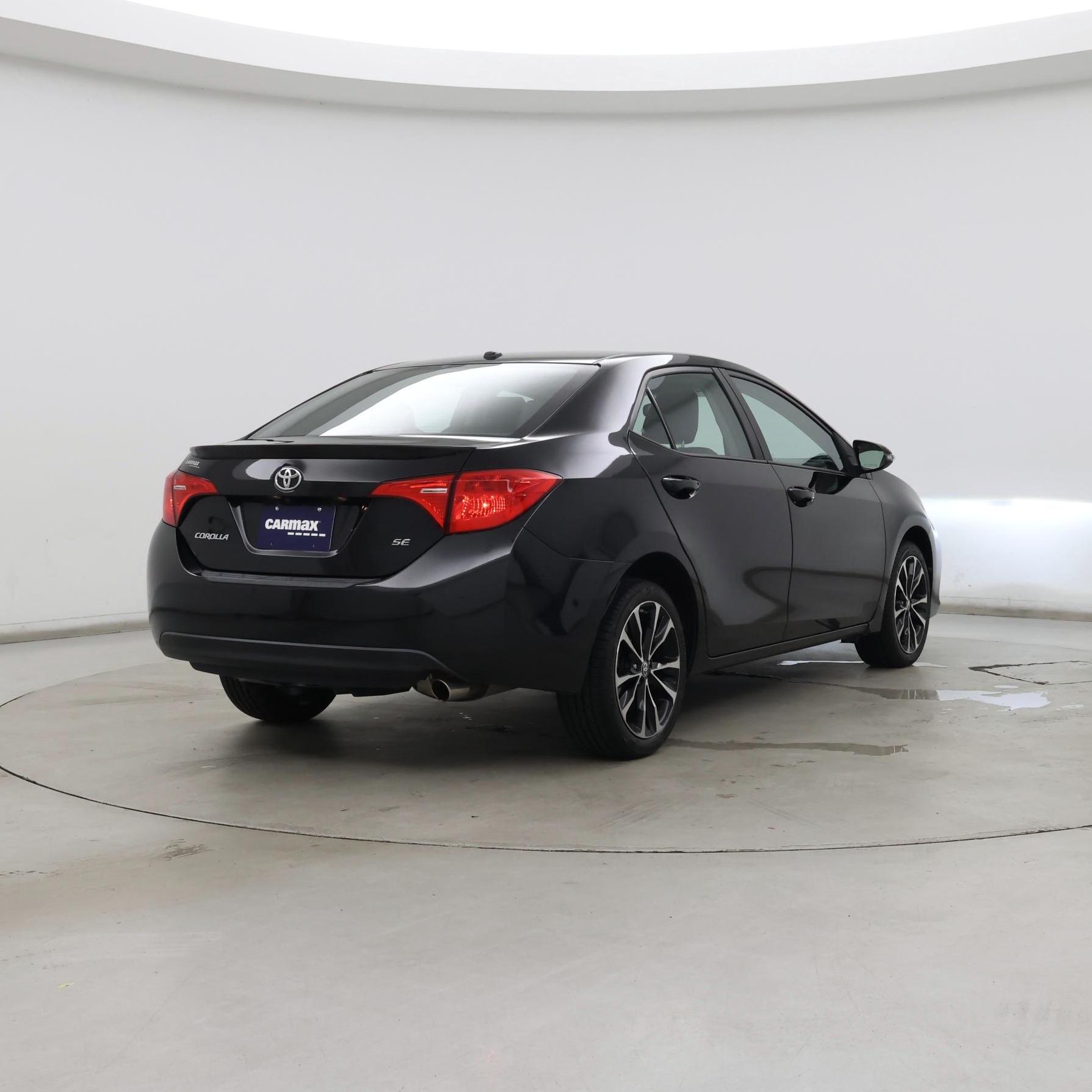 Thumbnail: 2018 Toyota Corolla - 8