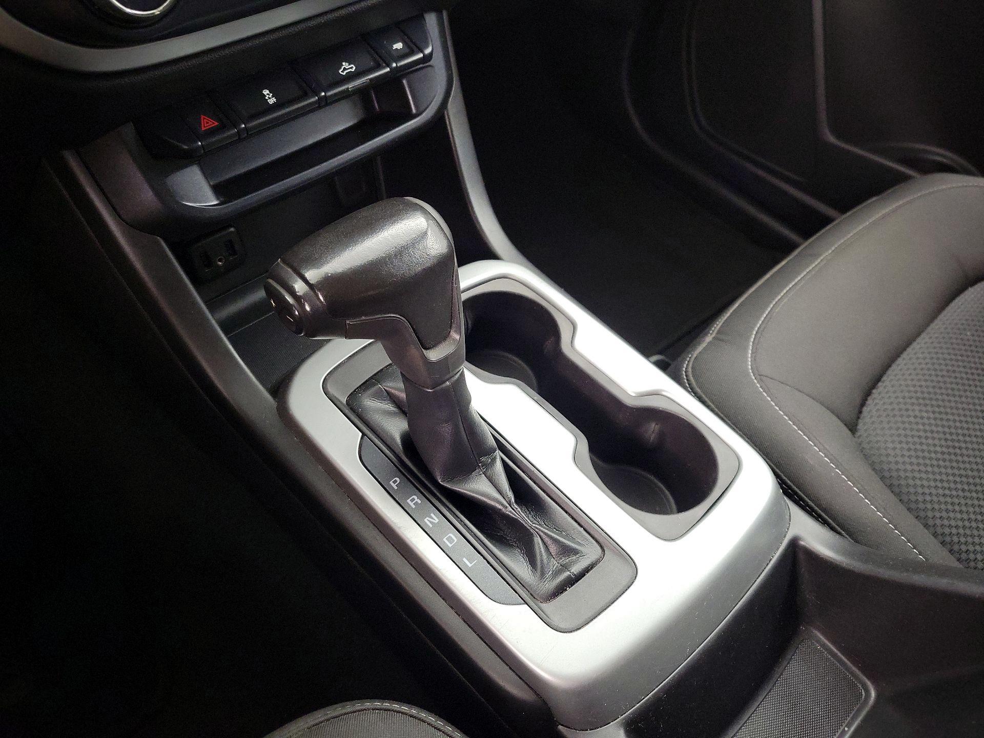 Thumbnail: 2019 Chevrolet Colorado - 17
