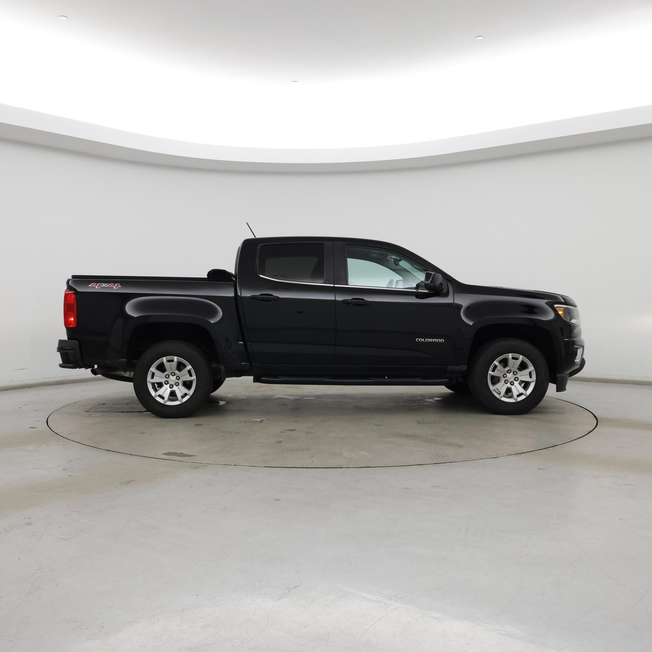 Thumbnail: 2019 Chevrolet Colorado - 7