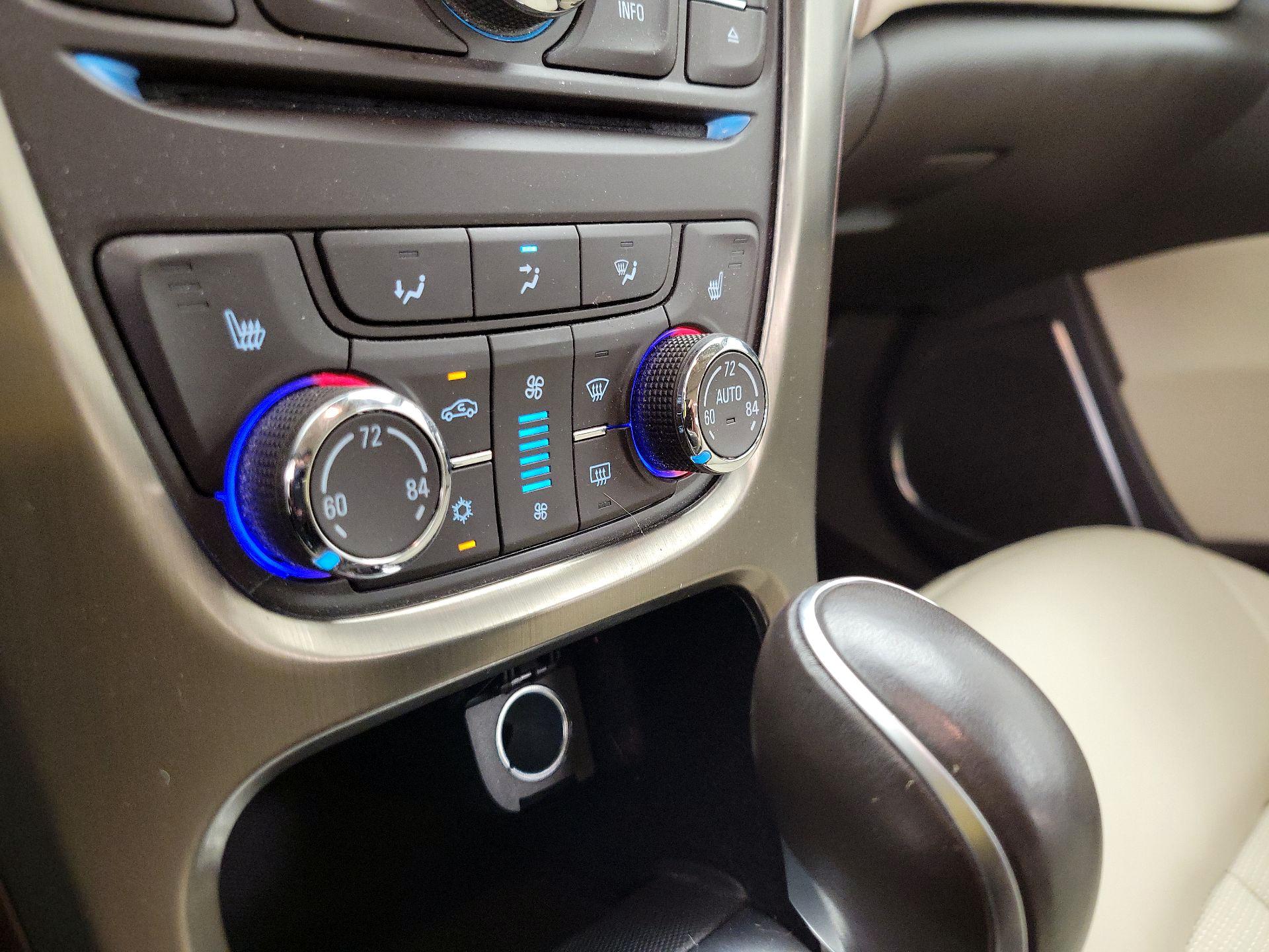 Thumbnail: 2014 Buick Verano - 16