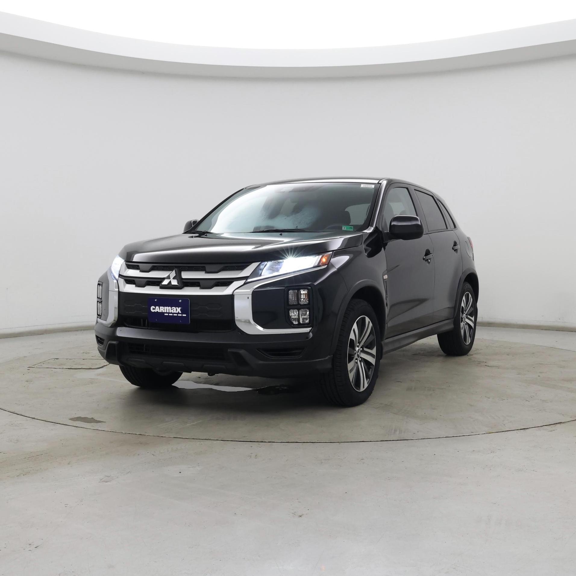 Thumbnail: 2023 Mitsubishi Outlander Sport - 4