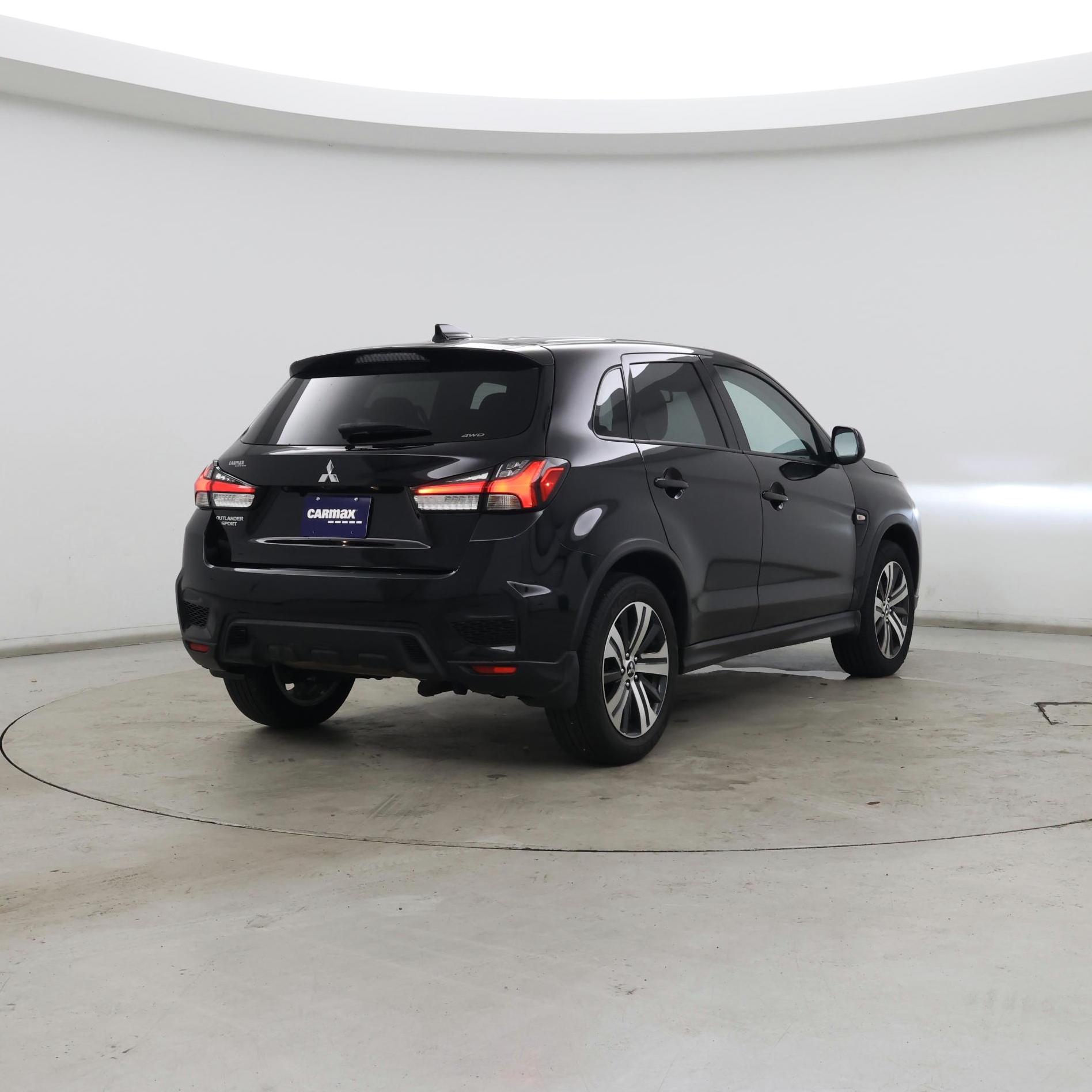 Thumbnail: 2023 Mitsubishi Outlander Sport - 8