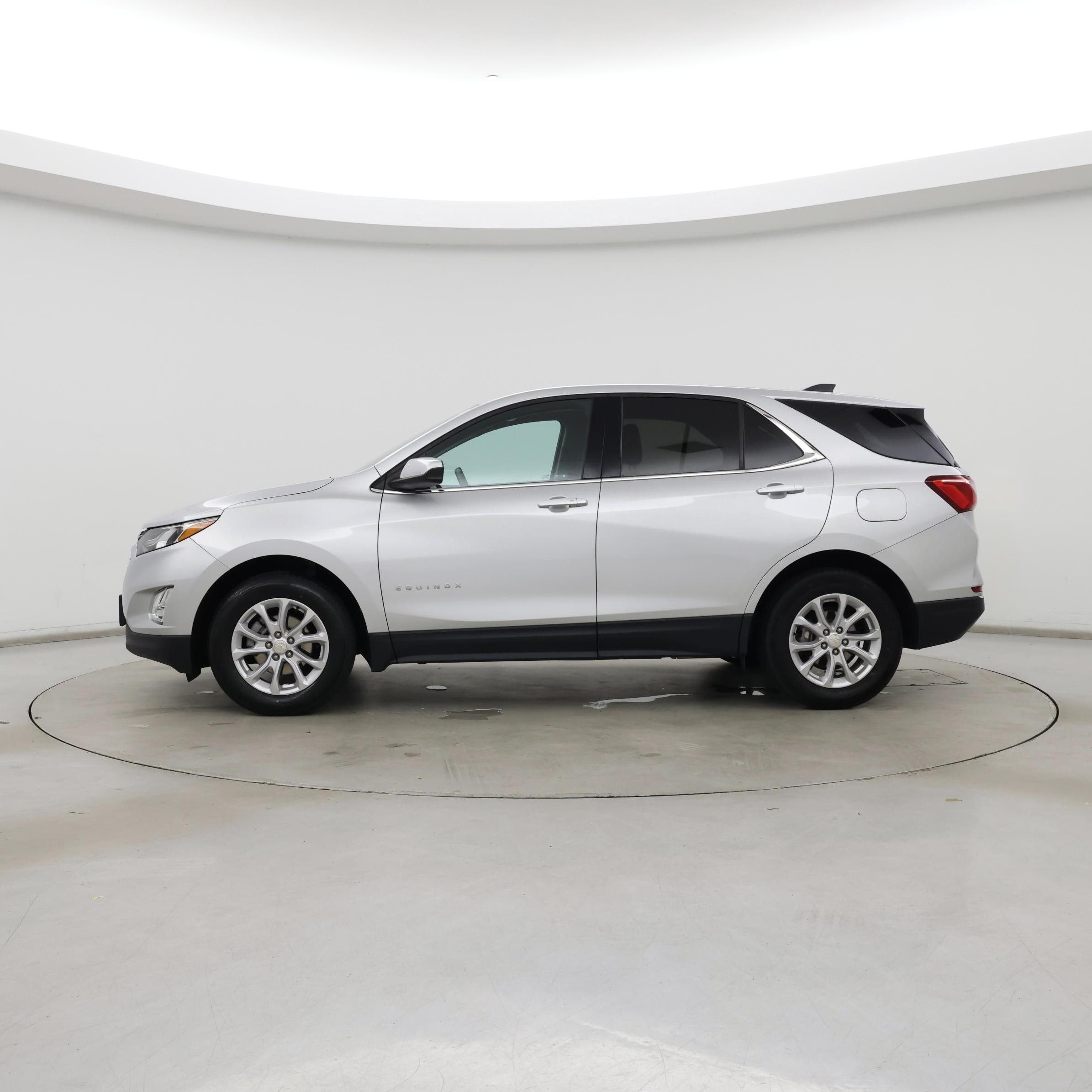 Thumbnail: 2020 Chevrolet Equinox - 3