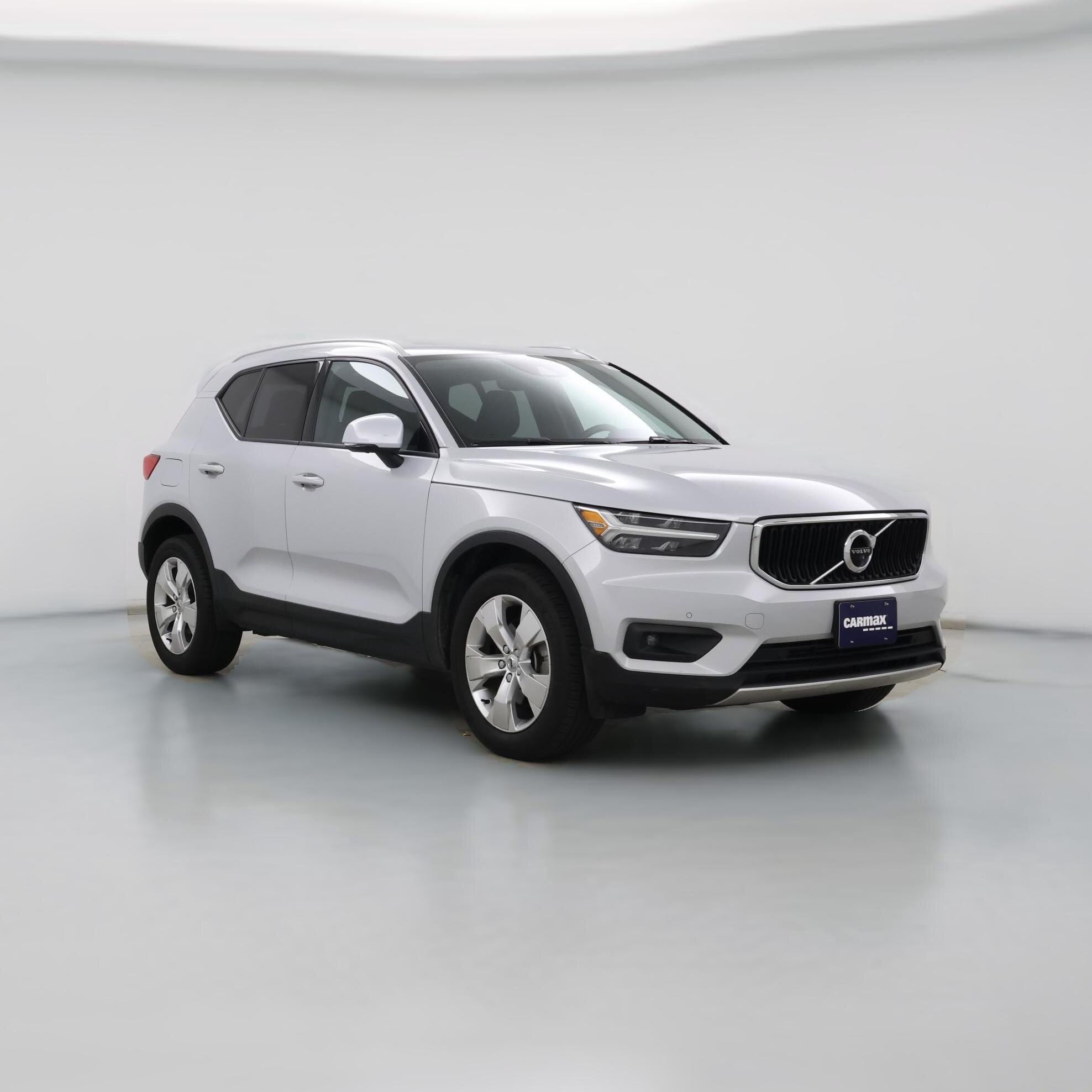 Thumbnail: 2022 Volvo XC40 - 1
