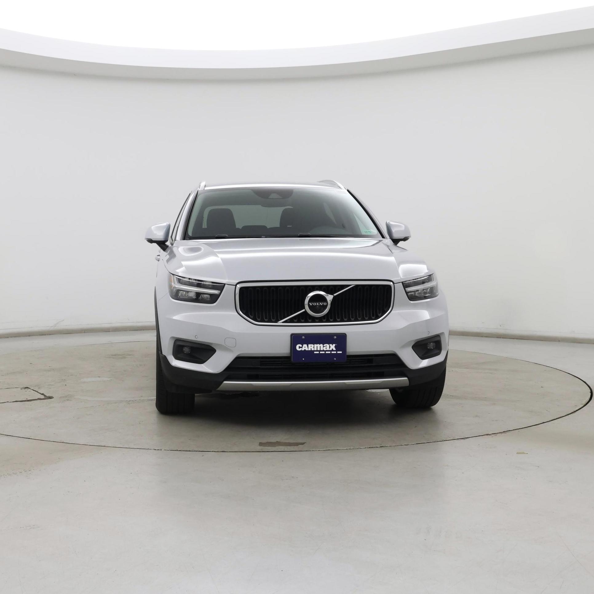 Thumbnail: 2022 Volvo XC40 - 5
