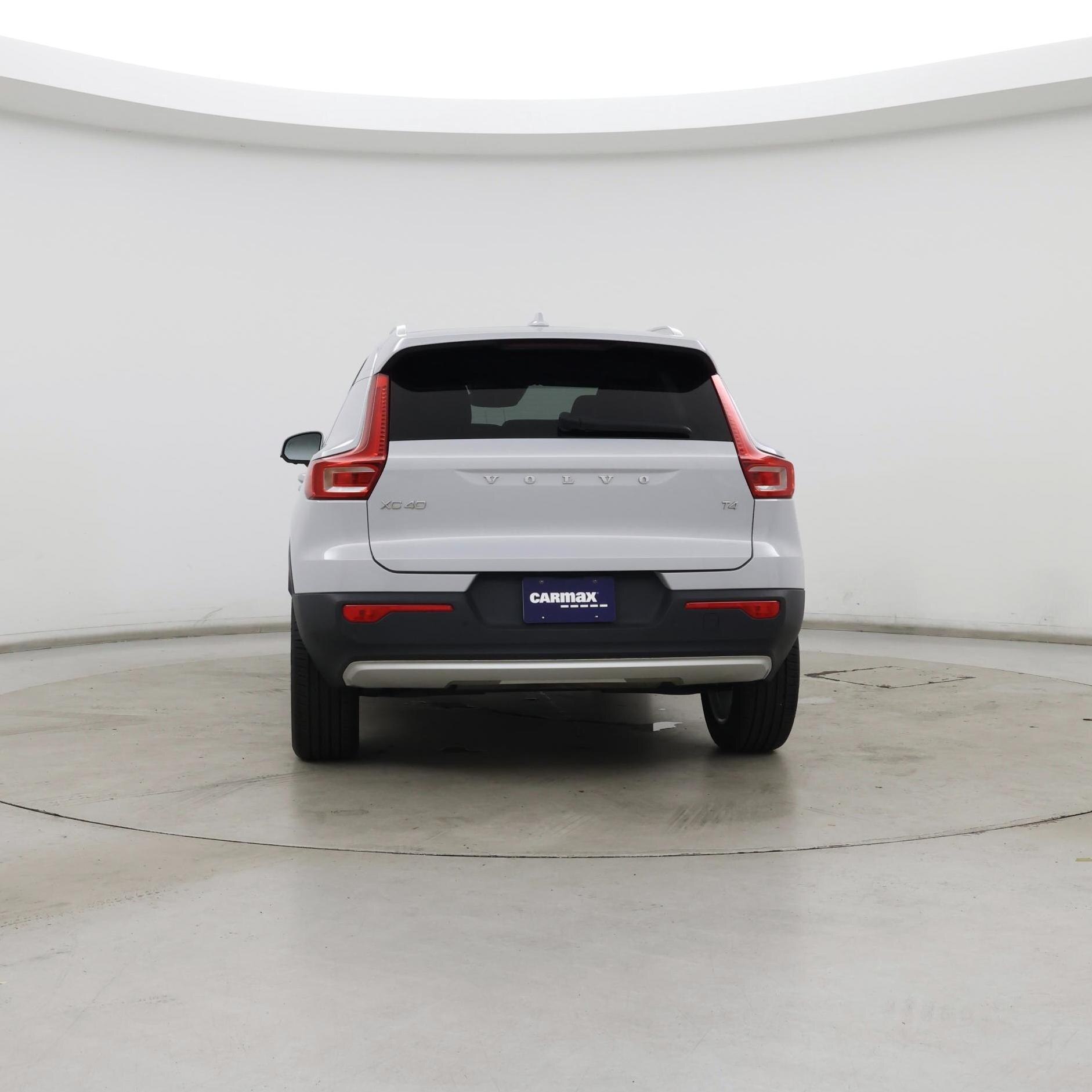 Thumbnail: 2022 Volvo XC40 - 6