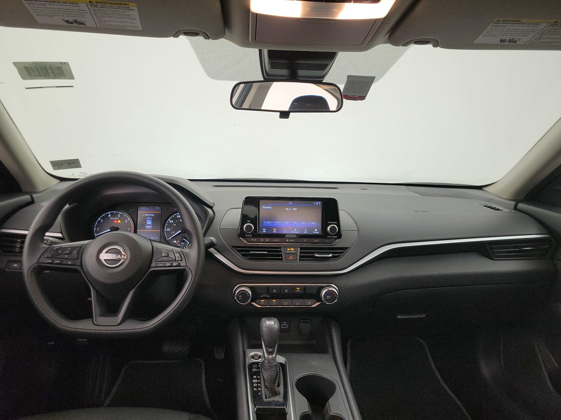 Thumbnail: 2023 Nissan Altima - 9