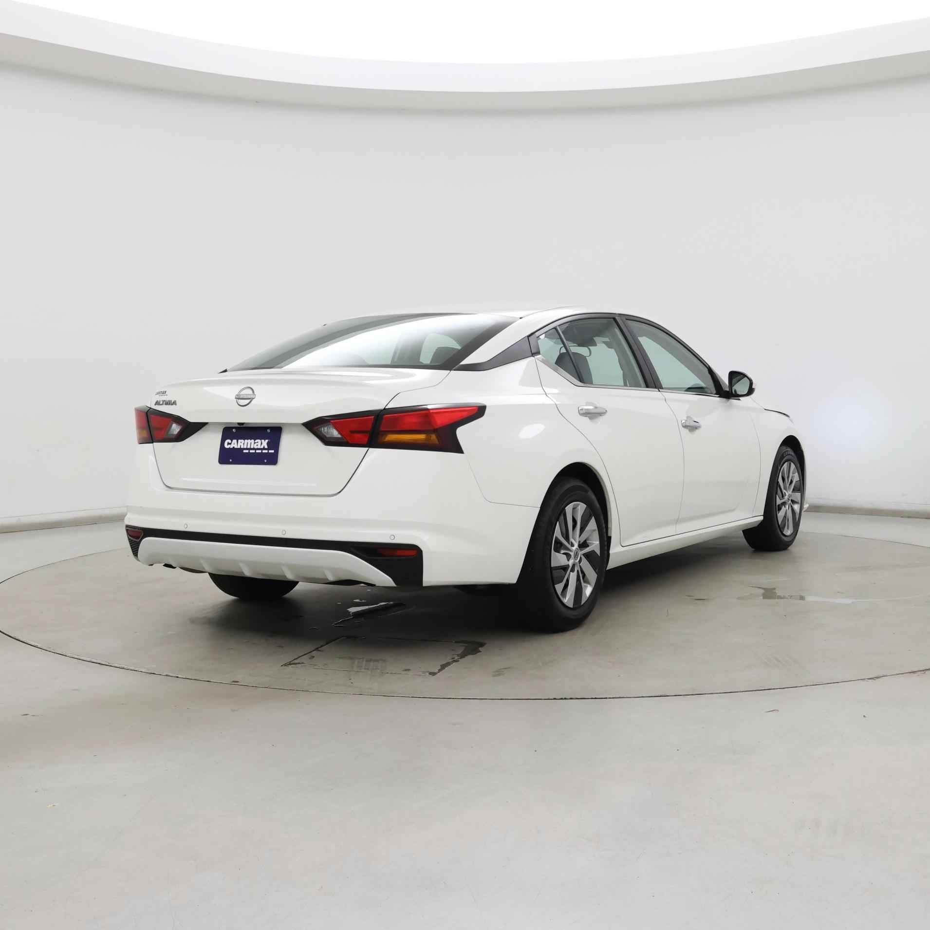 Thumbnail: 2023 Nissan Altima - 8