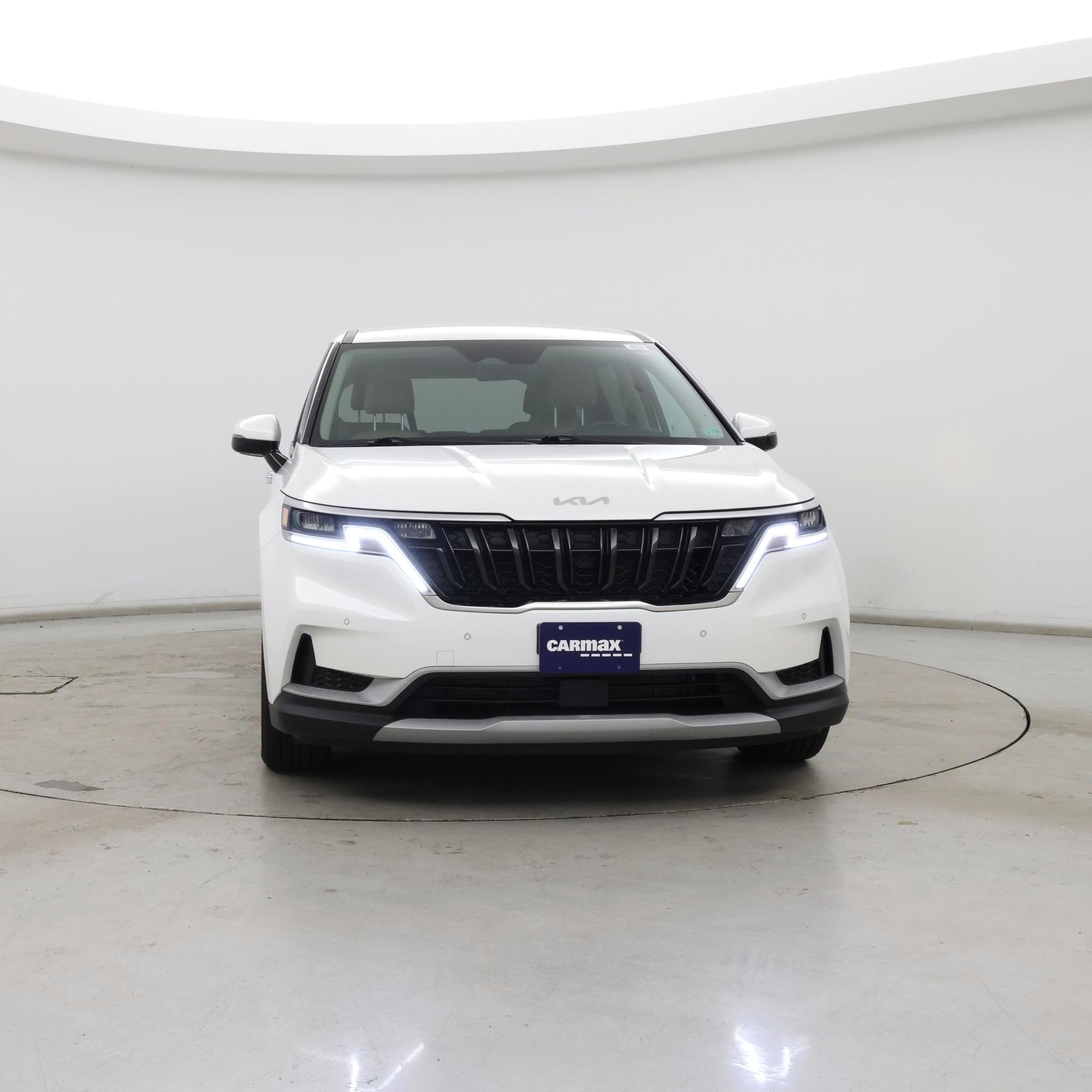 Thumbnail: 2023 Kia Carnival - 5