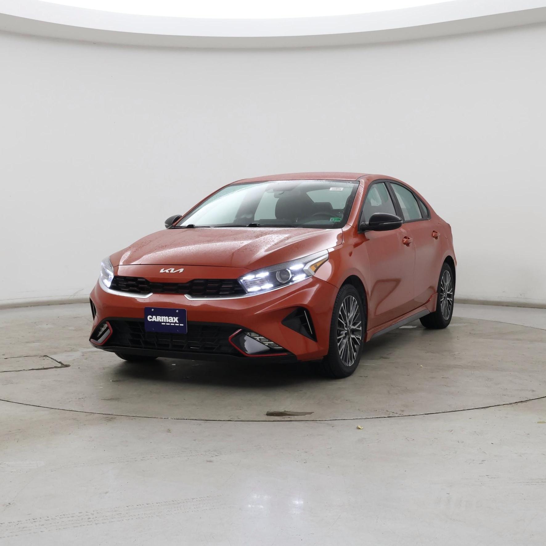 Thumbnail: 2023 Kia Forte - 4