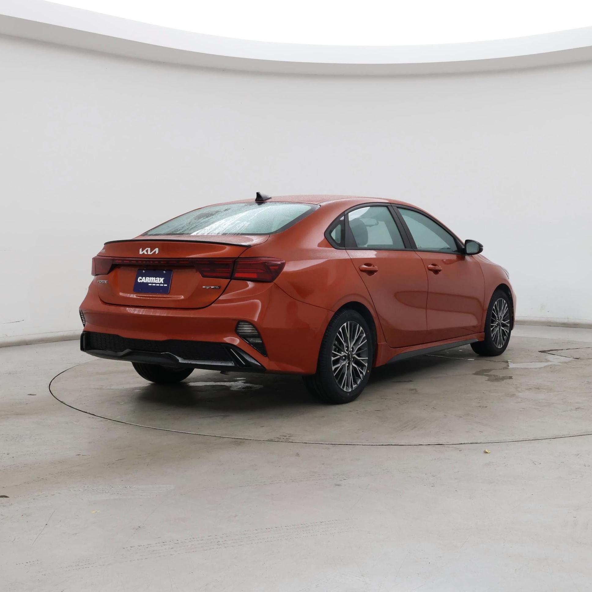 Thumbnail: 2023 Kia Forte - 8
