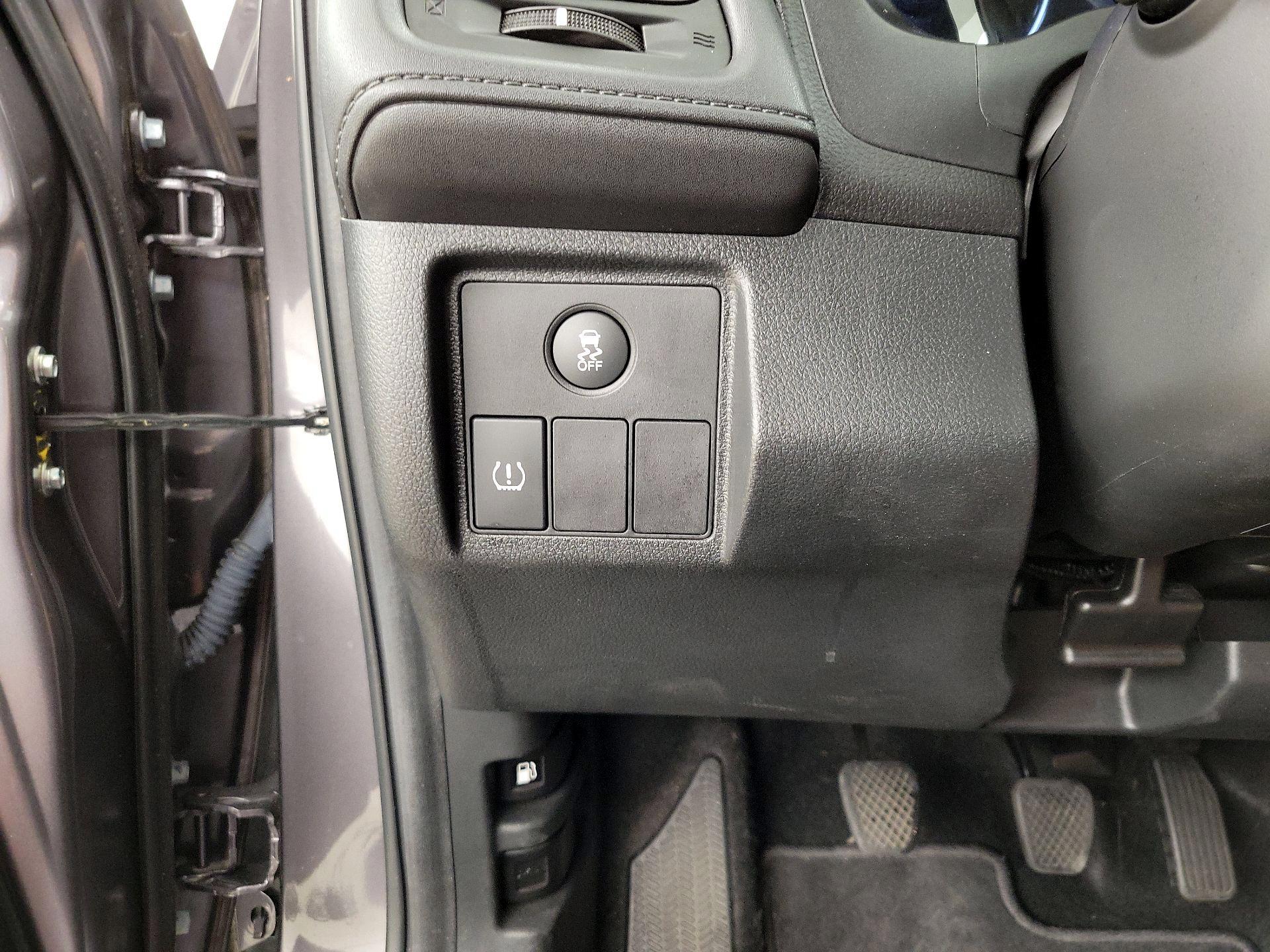 Thumbnail: 2018 Honda HR-V - 13
