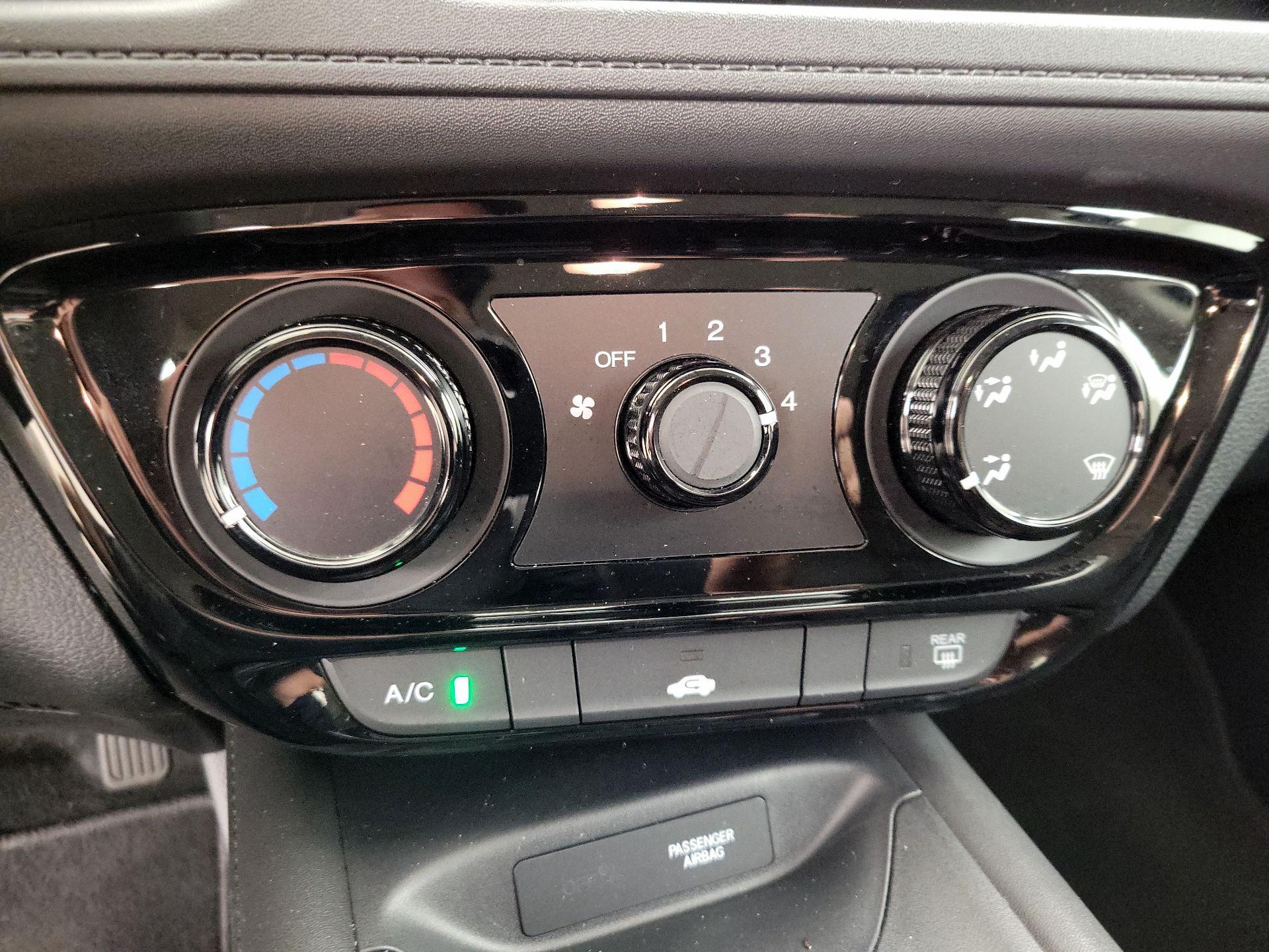 Thumbnail: 2018 Honda HR-V - 16