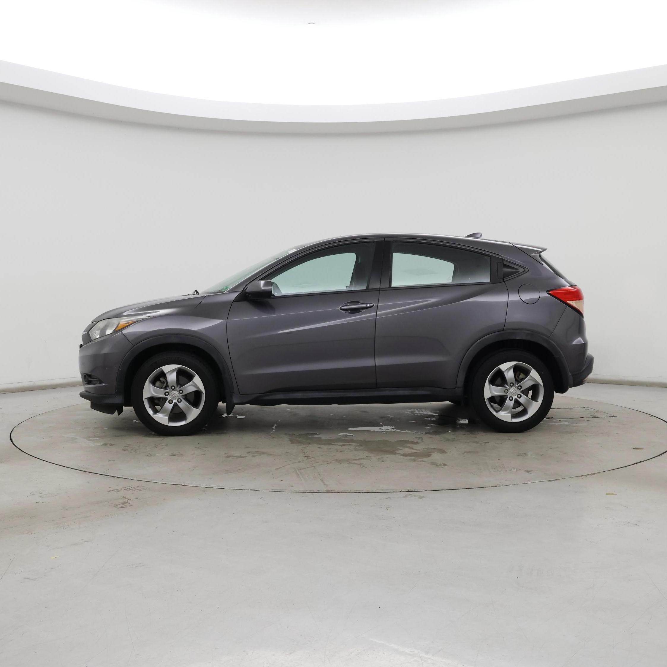 Thumbnail: 2018 Honda HR-V - 3