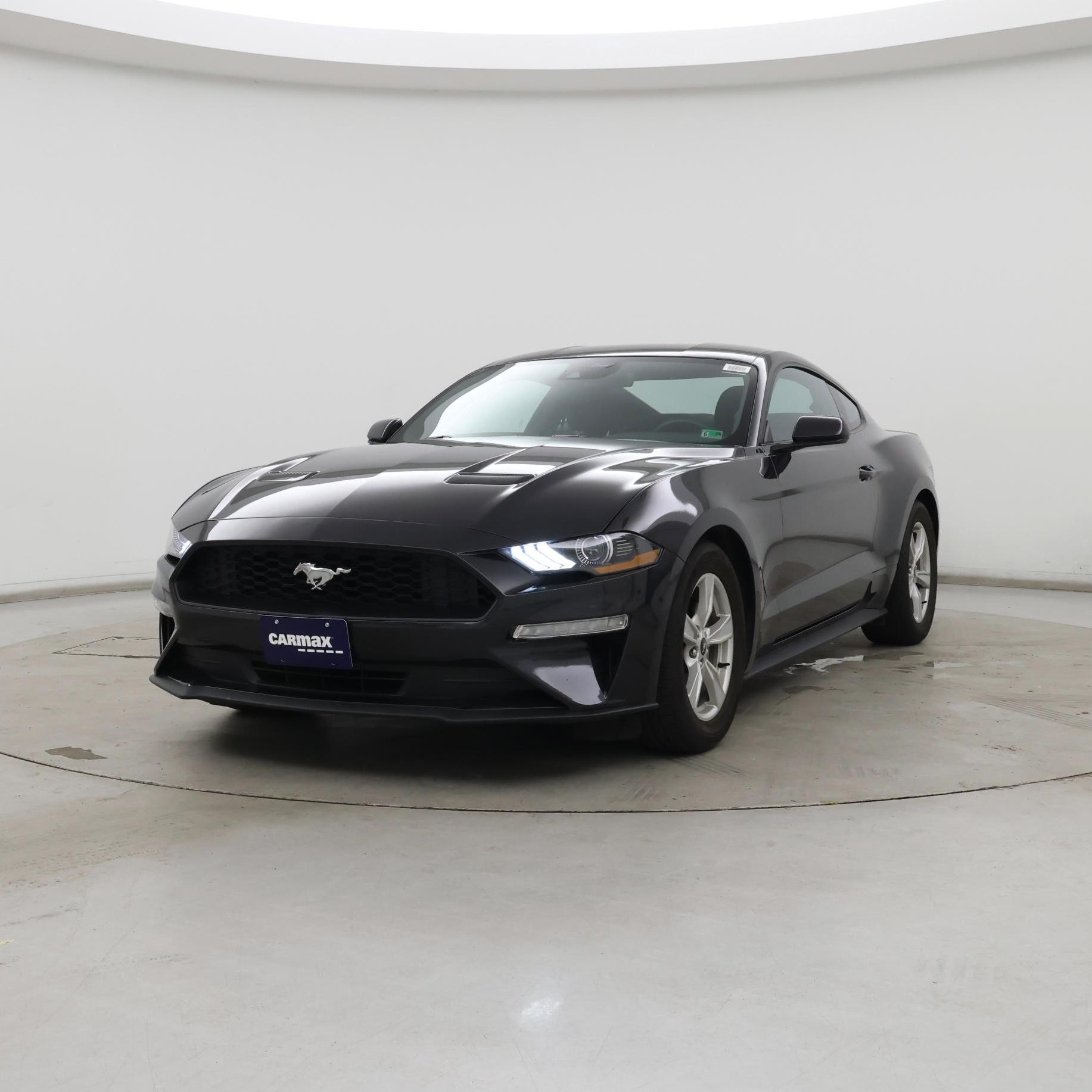 Thumbnail: 2022 Ford Mustang - 4