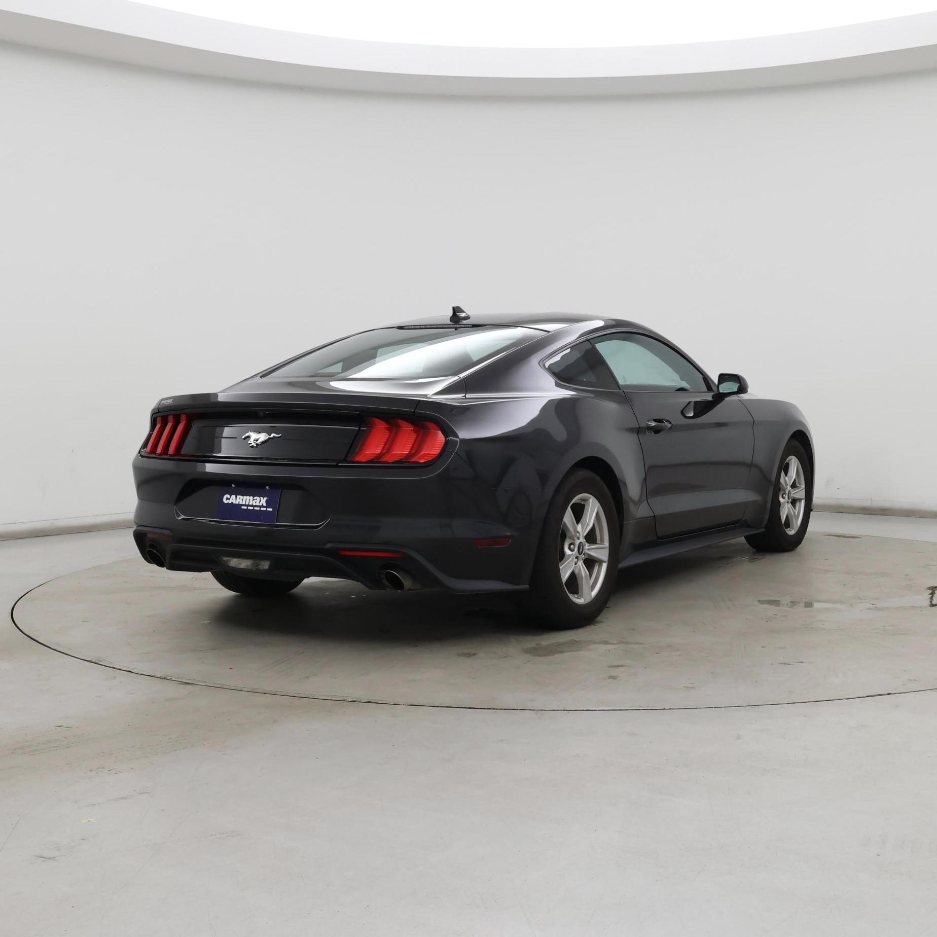 Thumbnail: 2022 Ford Mustang - 8