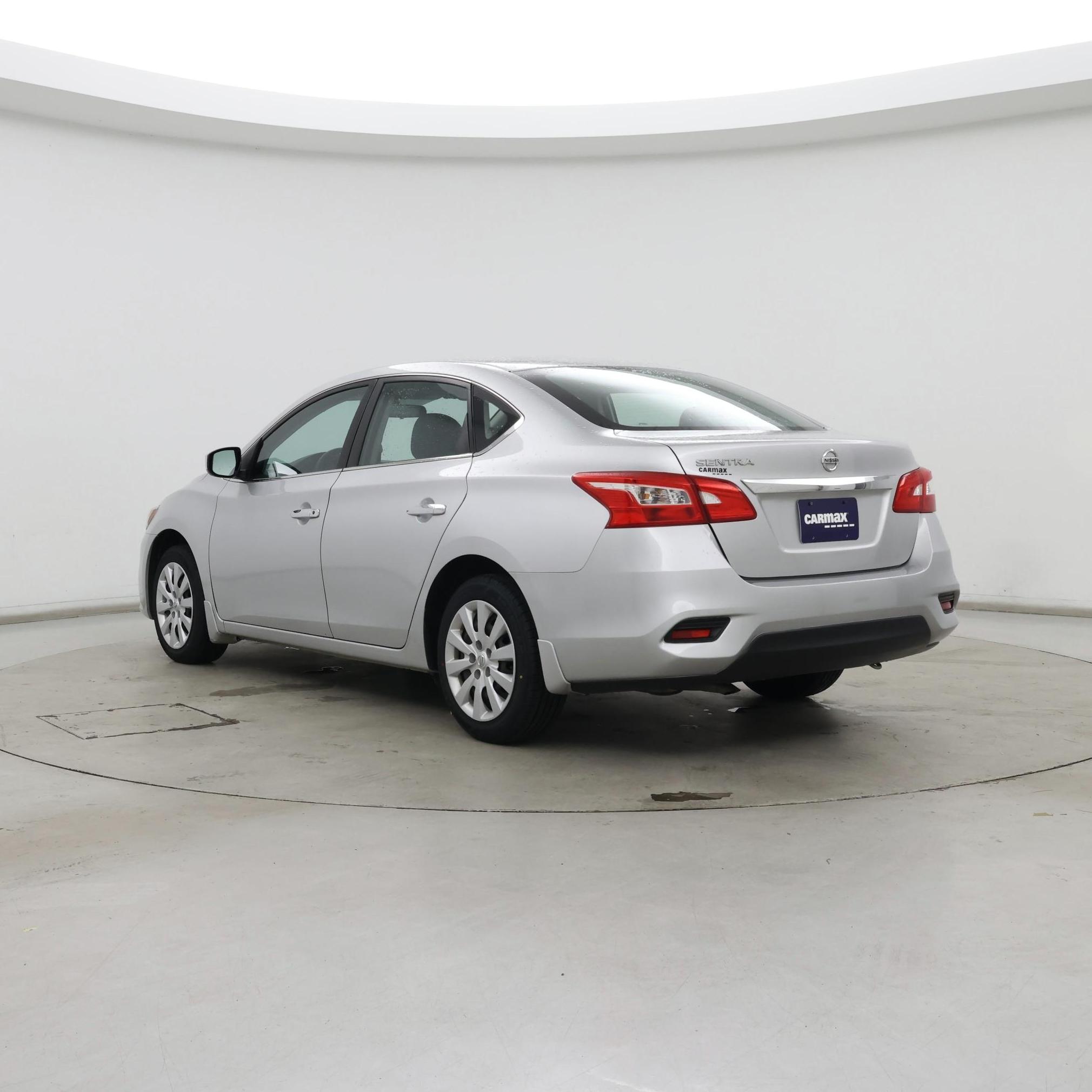 Thumbnail: 2017 Nissan Sentra - 2