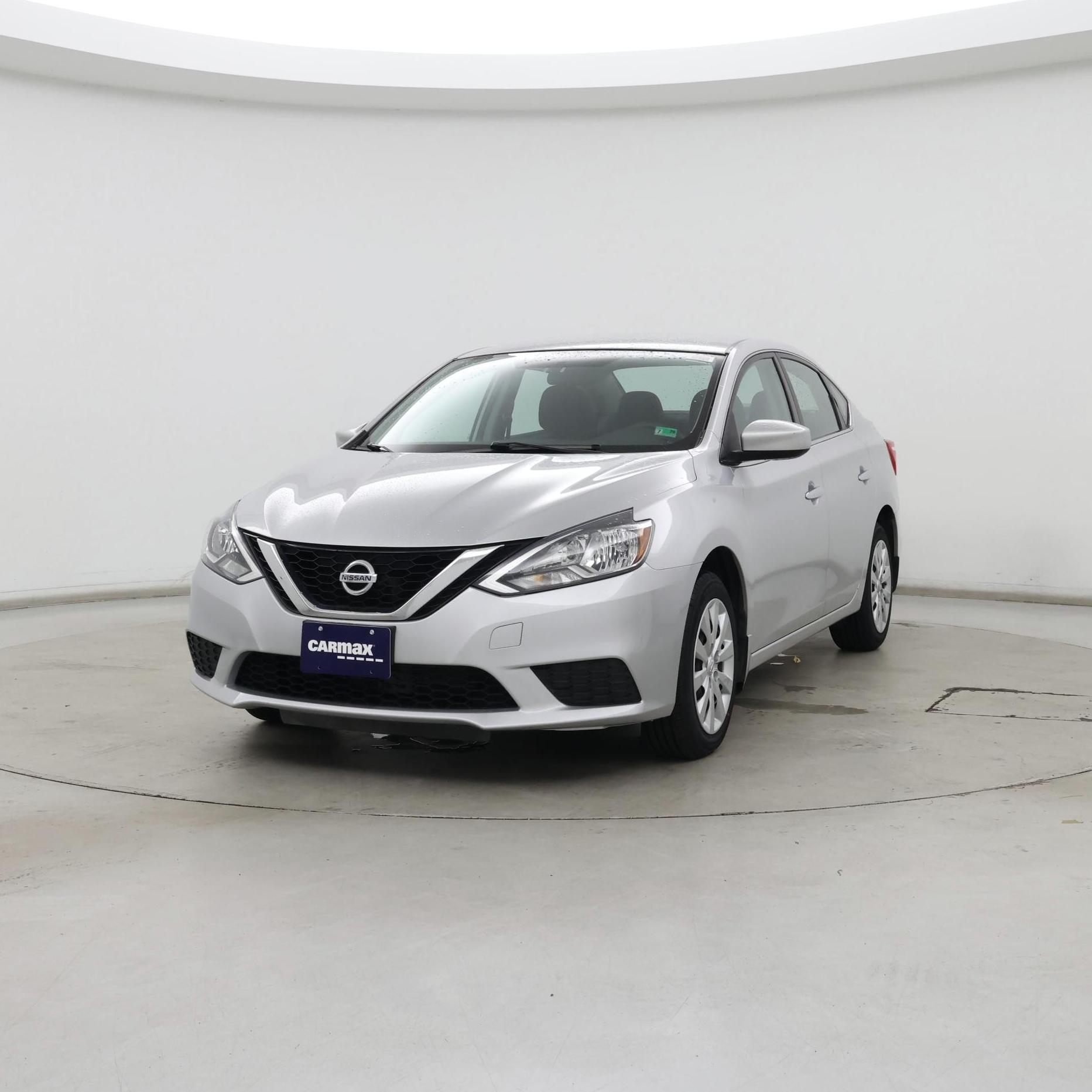 Thumbnail: 2017 Nissan Sentra - 4