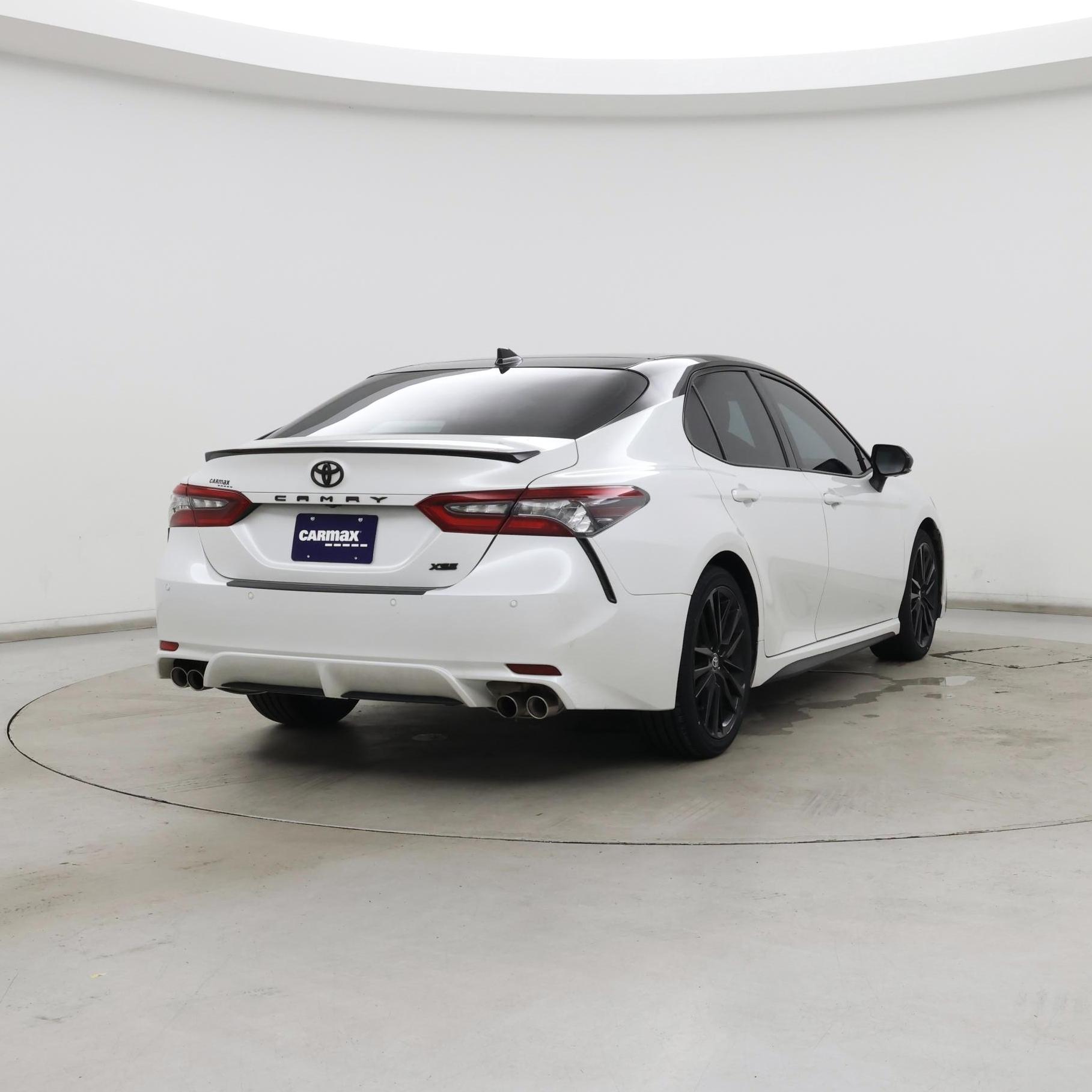 Thumbnail: 2021 Toyota Camry - 8