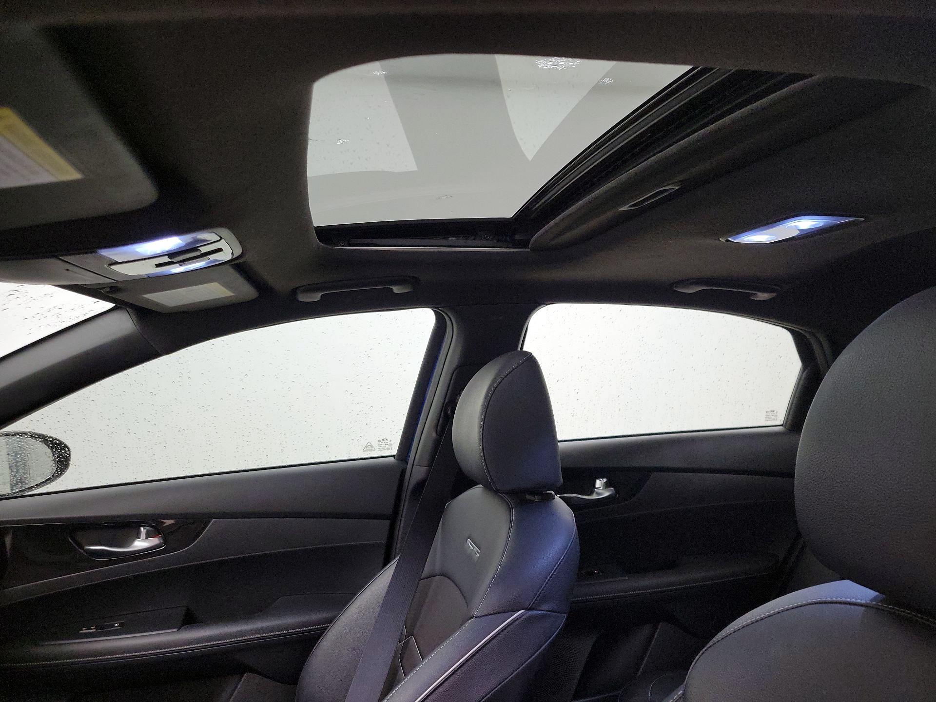 Thumbnail: 2020 Kia Forte - 19