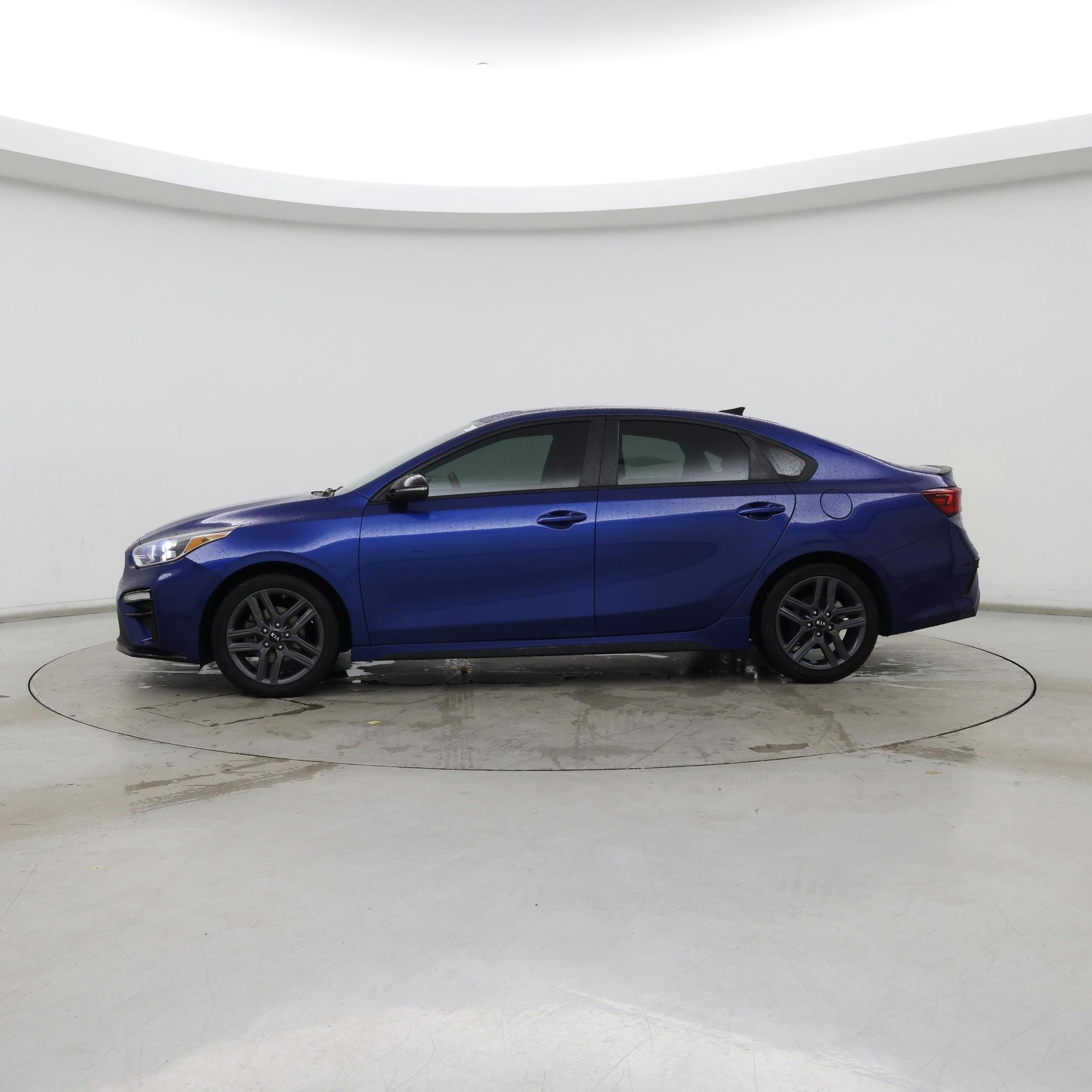 Thumbnail: 2020 Kia Forte - 3