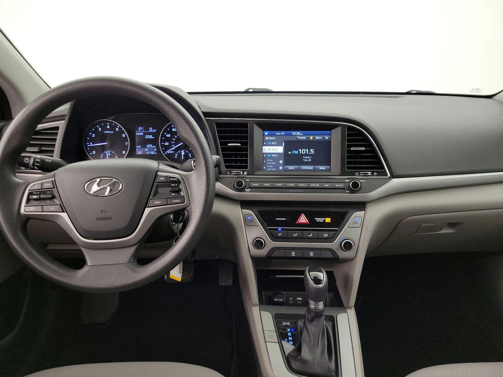 Thumbnail: 2018 Hyundai Elantra - 9