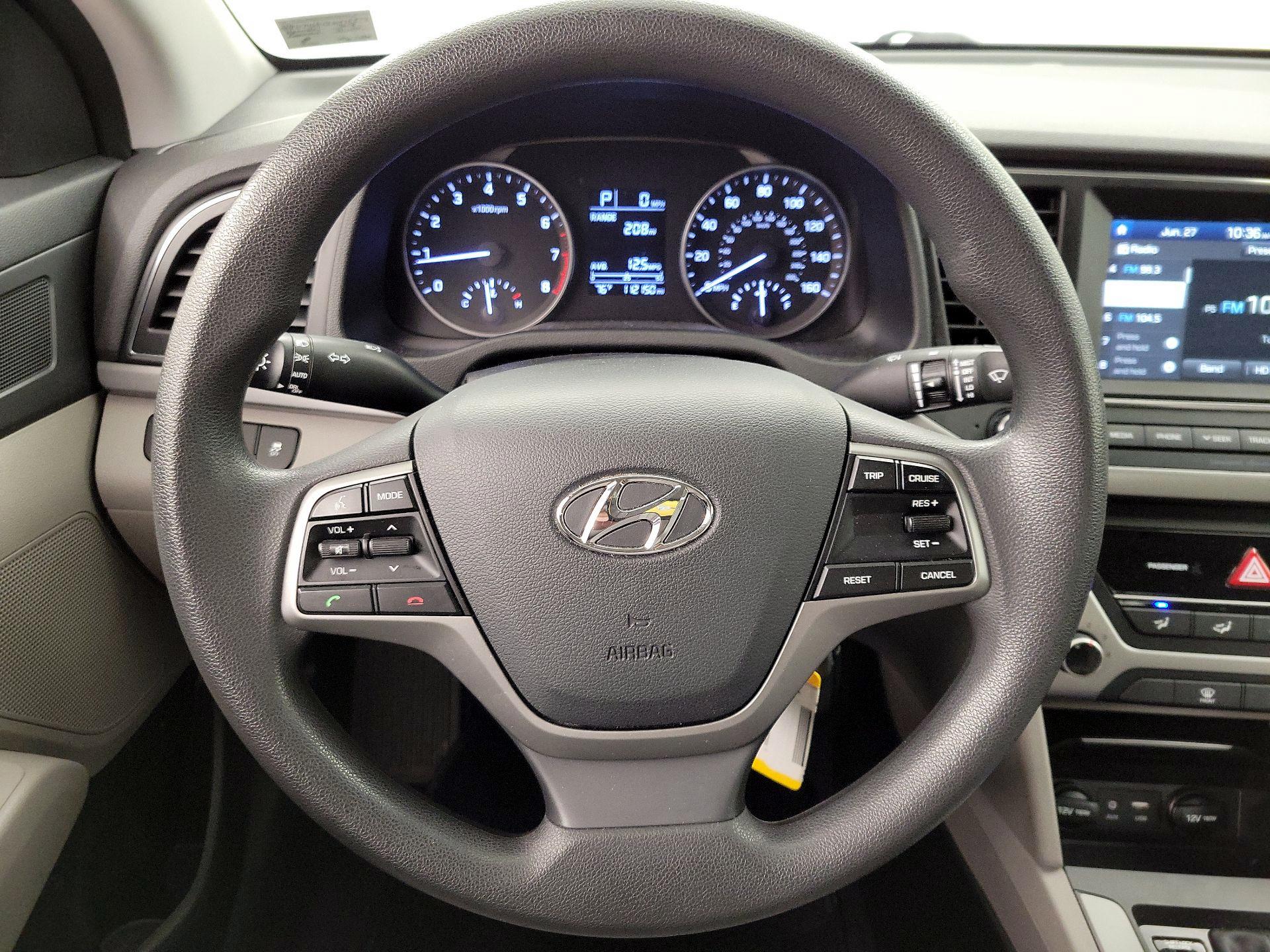 Thumbnail: 2018 Hyundai Elantra - 10