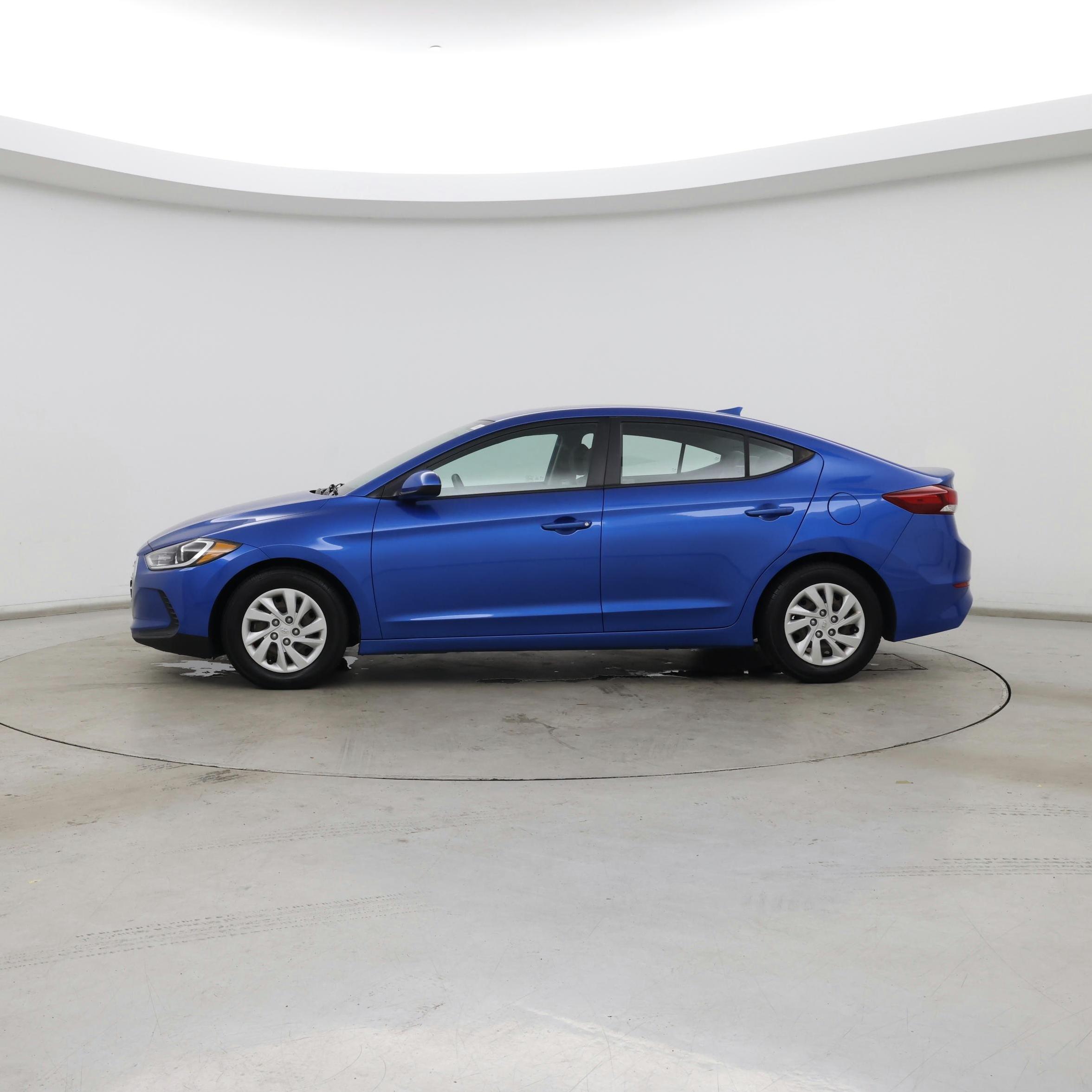 Thumbnail: 2018 Hyundai Elantra - 3