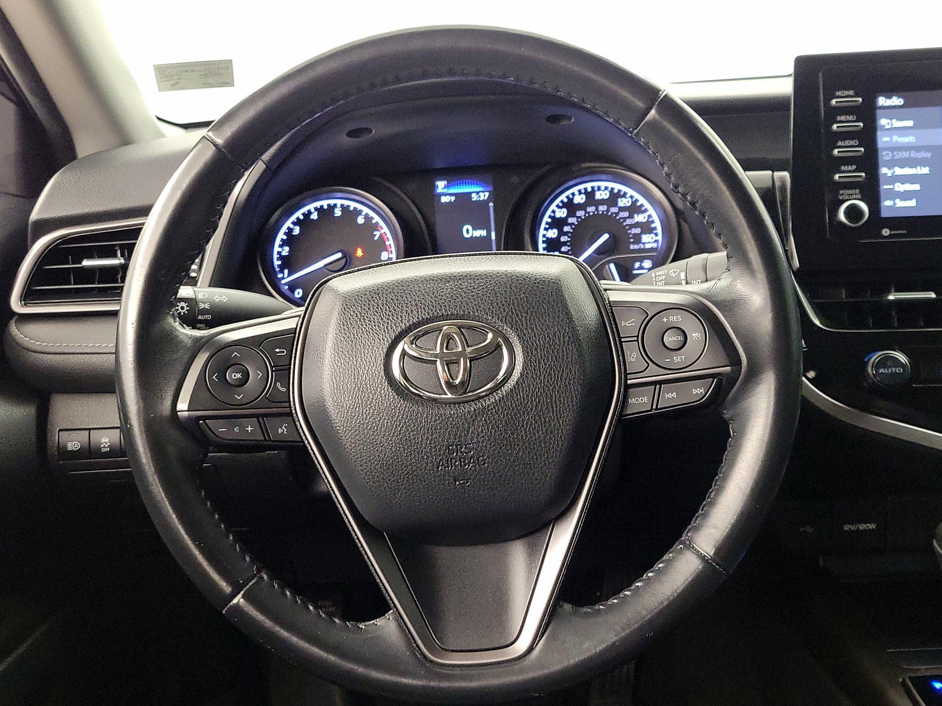 Thumbnail: 2021 Toyota Camry - 10