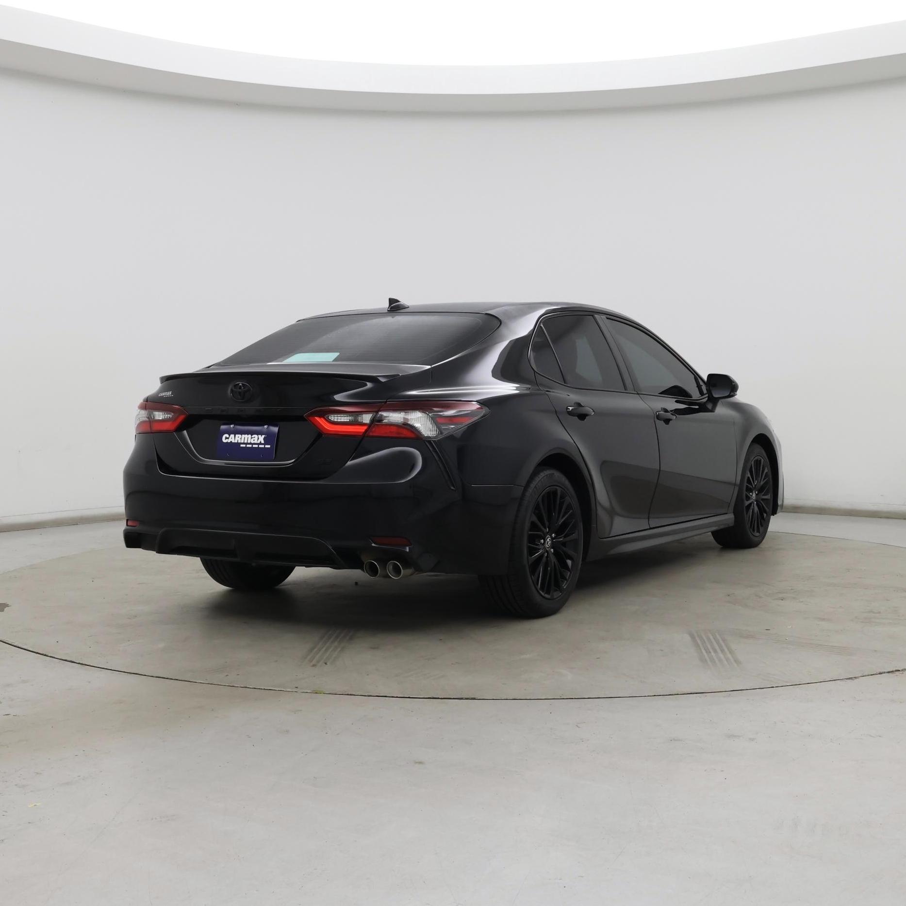 Thumbnail: 2021 Toyota Camry - 8