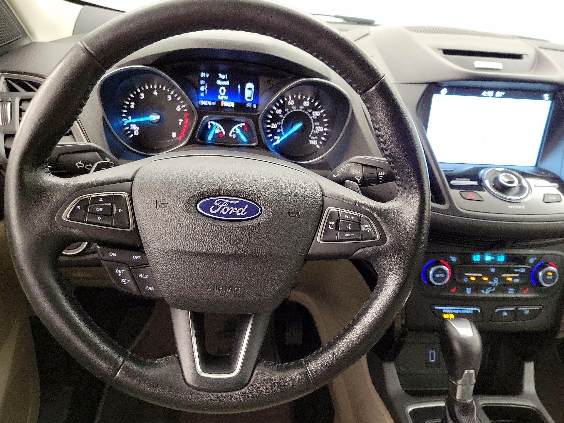 Thumbnail: 2017 Ford Escape - 10