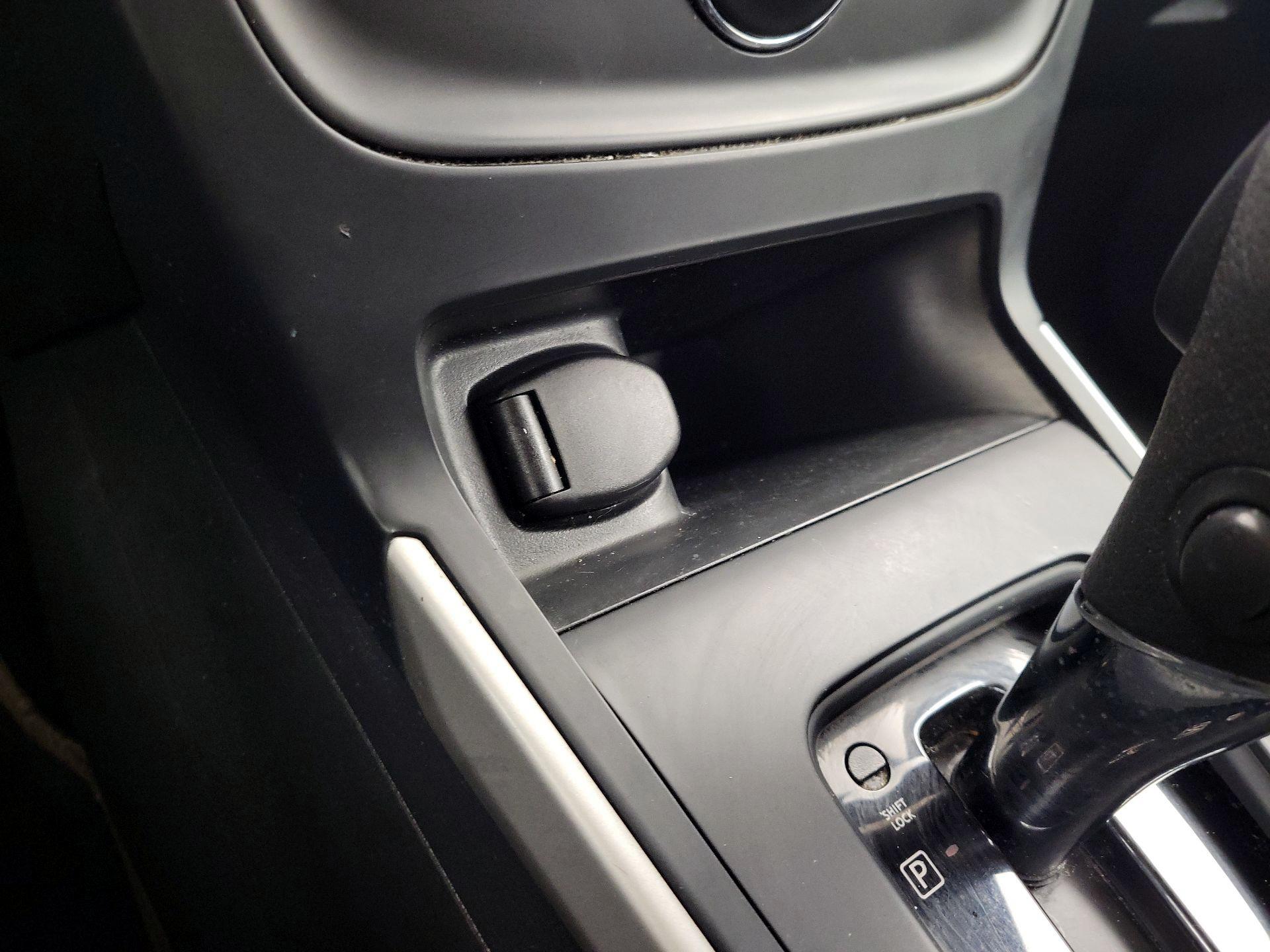 Thumbnail: 2019 Nissan Sentra - 18