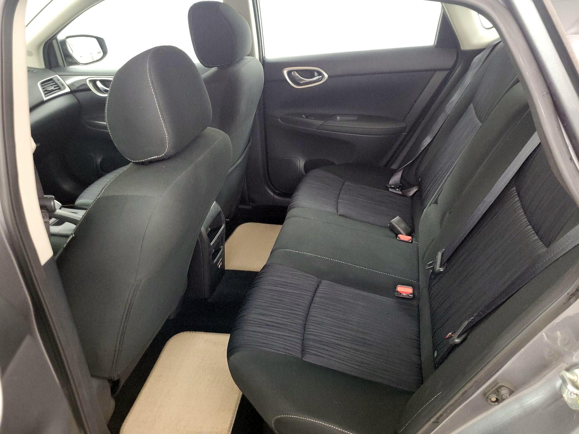 Thumbnail: 2019 Nissan Sentra - 19